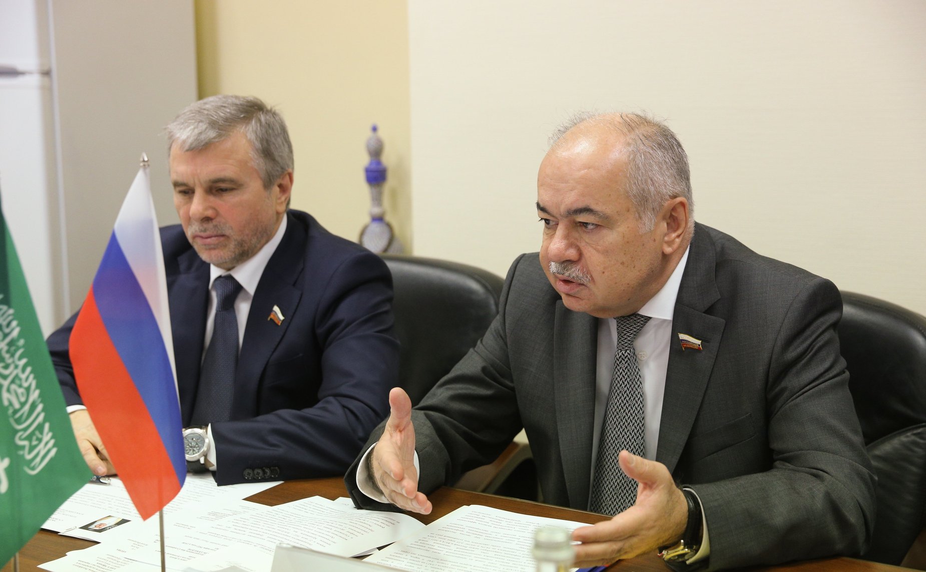 Ильяс Умаханов провел встречу с Чрезвычайным и Полномочным Послом Королевства Саудовская Аравия в Российской Федерации Абдулрахманом Аль-Ахмедом