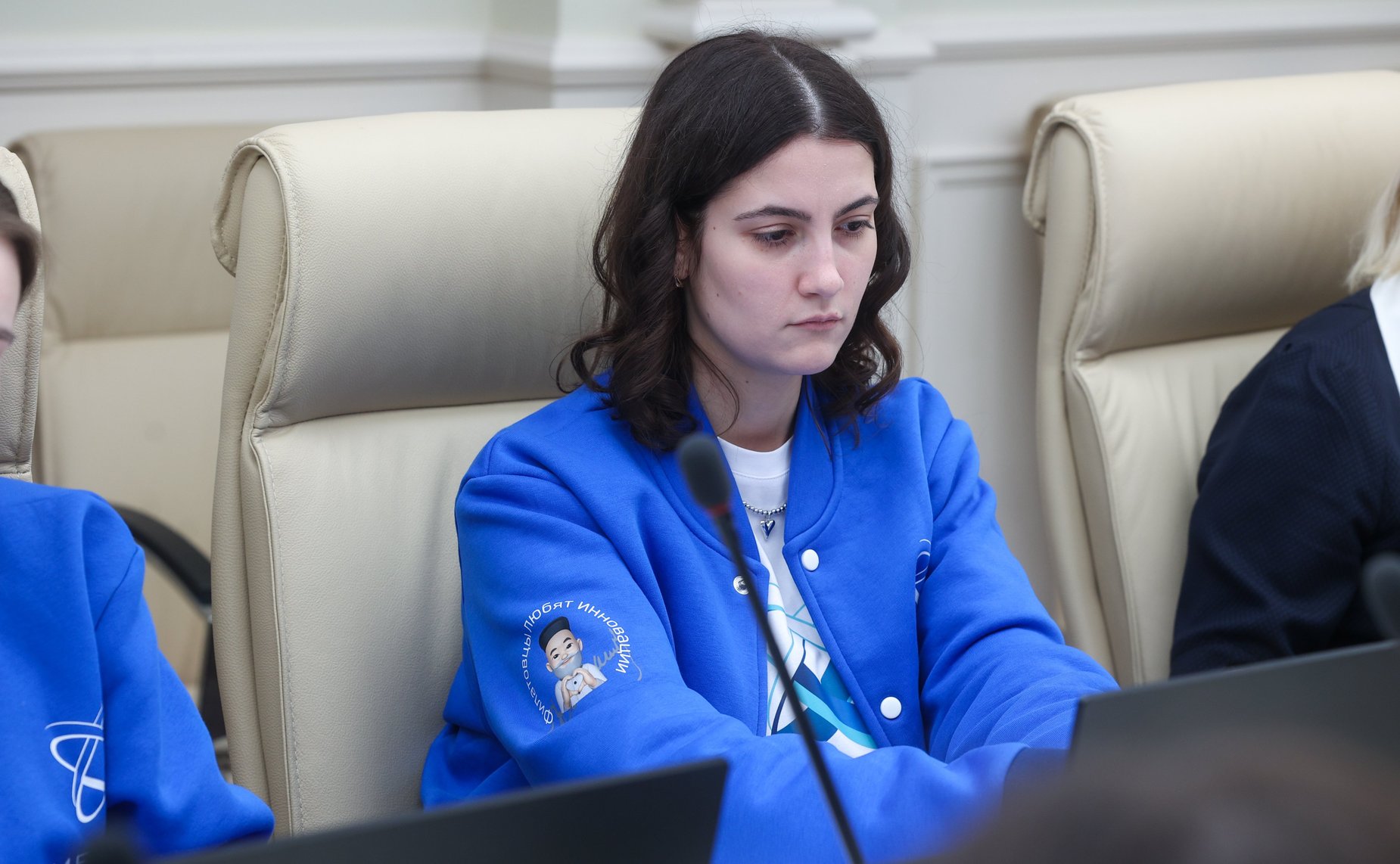 Круглый стол Комитета СФ по социальной политике «Актуальные вопросы совершенствования мер поддержки молодых специалистов, работающих в сфере здравоохранения (в рамках проекта «Всероссийская научная школа «Медицина молодая»)»