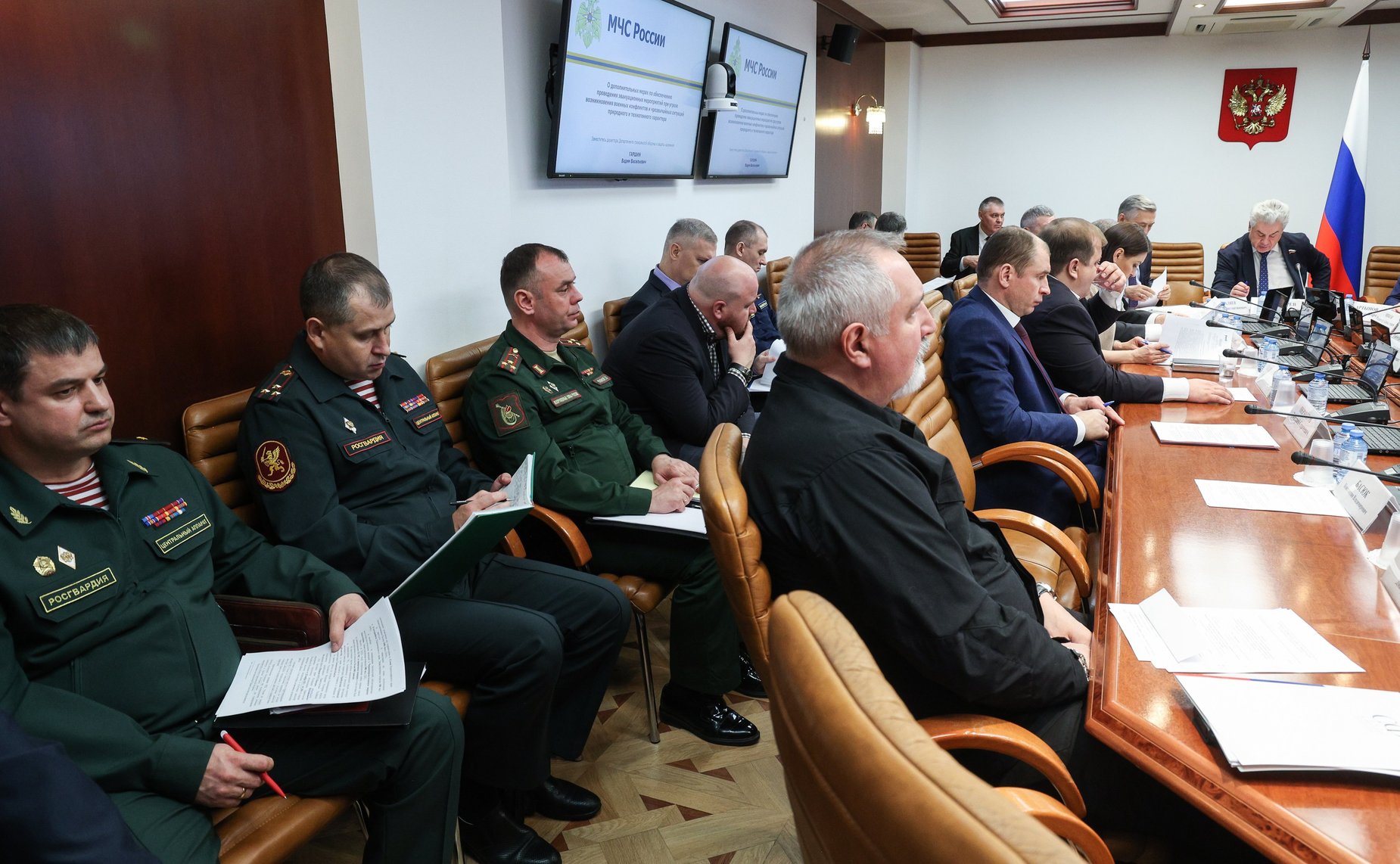 Совещание Комитета СФ по обороне и безопасности «О дополнительных мерах по обеспечению проведения эвакуационных мероприятий при угрозе возникновения или возникновении военных конфликтов и чрезвычайных ситуаций природного и техногенного характера»