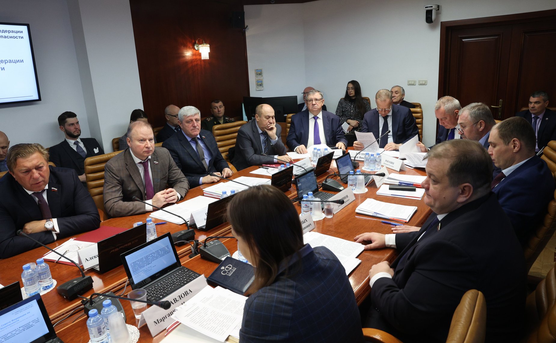 Заседание Комитета СФ по обороне и безопасности