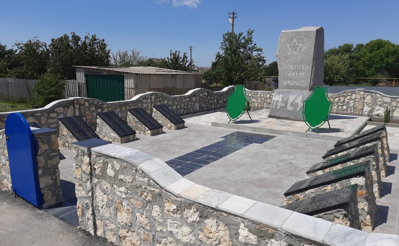 Сергей Михайлов в День памяти и скорби принял участие в торжественном митинге по случаю открытия в хуторе Логовский Волгоградской области Братской могилы советских воинов, погибших в ходе боёв на Клетском плацдарме в 1942 году