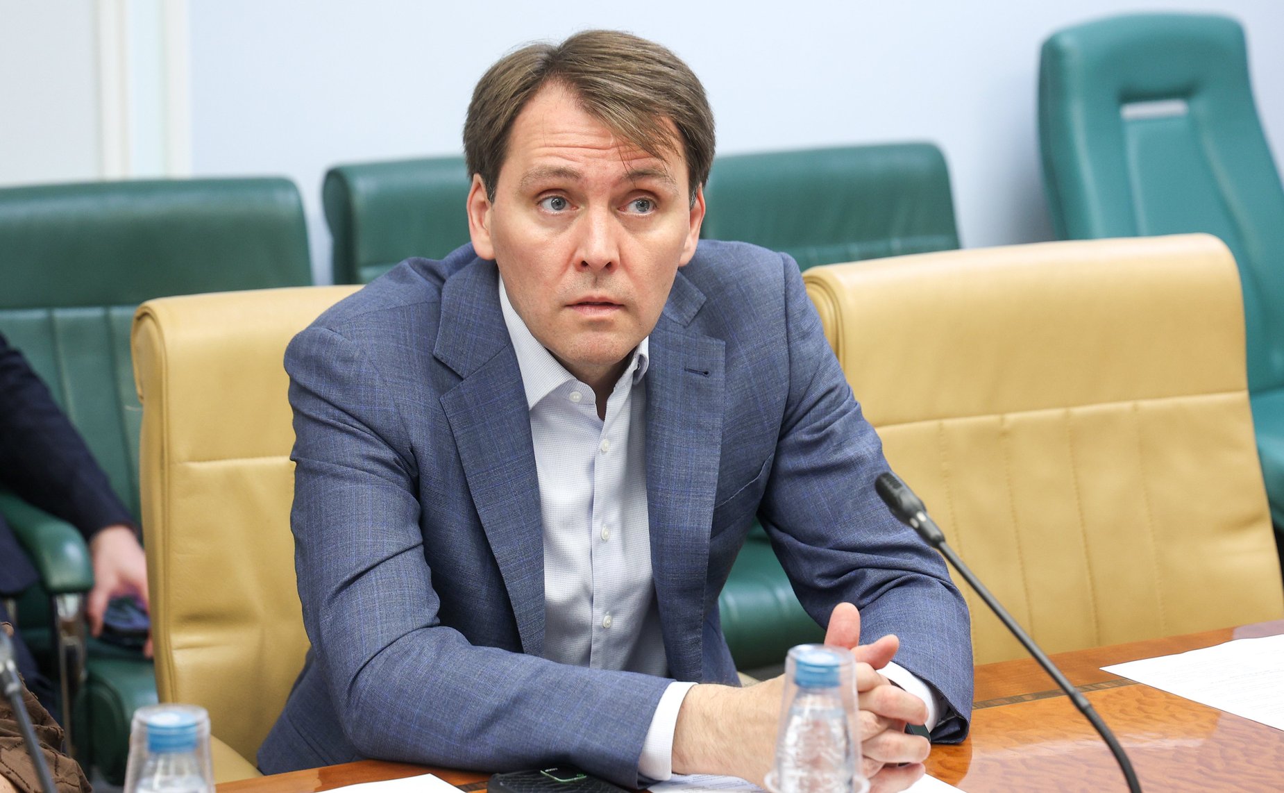 Совещание Комитета по экономической политике «Борьба с теневой занятостью: проблемы недостаточного налогового покрытия и защиты прав исполнителей»