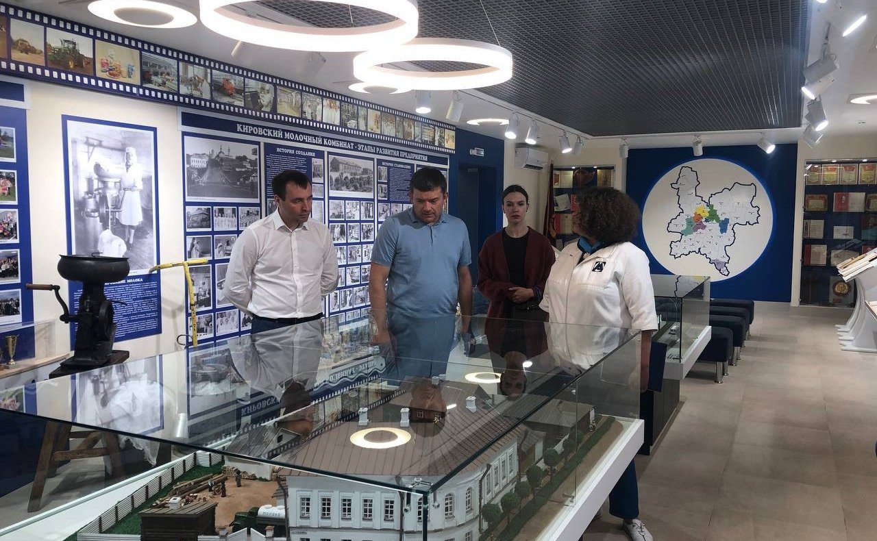 Николай Журавлев в Кировской области принял участие во вручении лауреатам Премии молодежи Вятского края