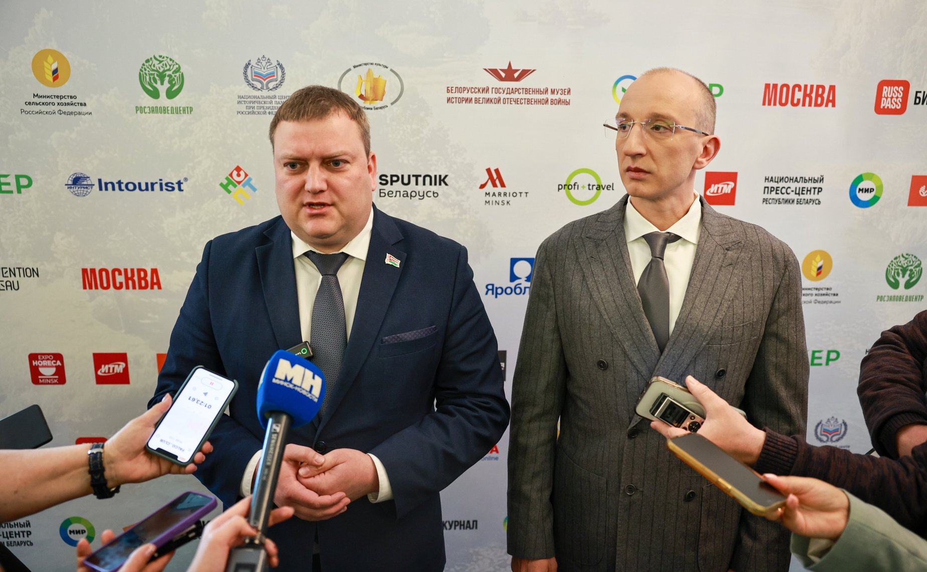 Пресс-подход по итогам пленарного заседания на тему «Туристическая отрасль на пространстве Содружества: актуальные задачи развития»