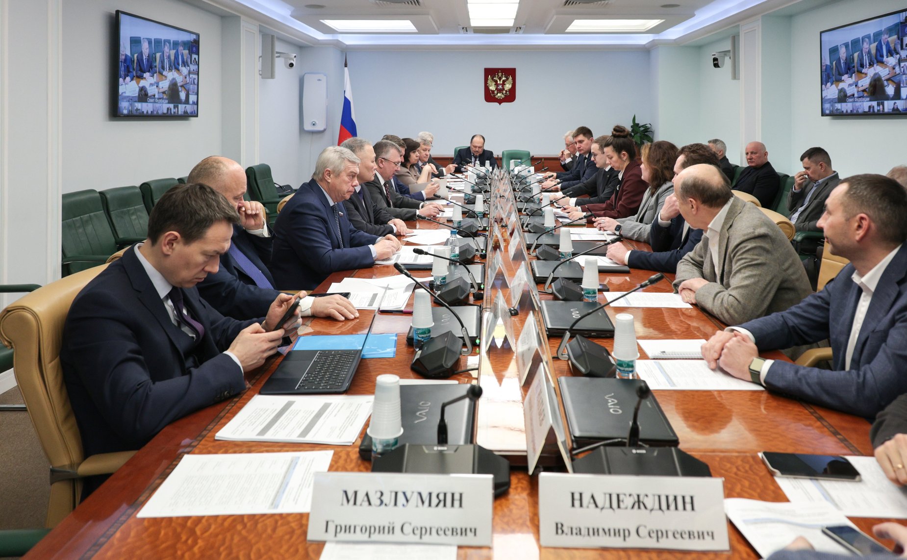 Круглый стол Комитета Совета Федерации по экономической политике «О приведении в нормативное состояние региональной и местной дорожной сети в рамках национального проекта «Инфраструктура для жизни»»