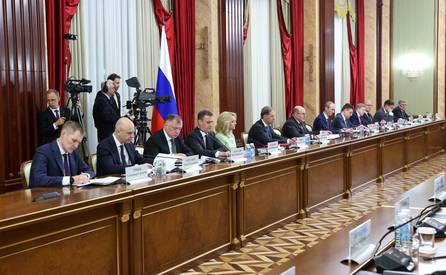 Встреча Председателя Правительства РФ Михаила Мишустина с членами Совета палаты