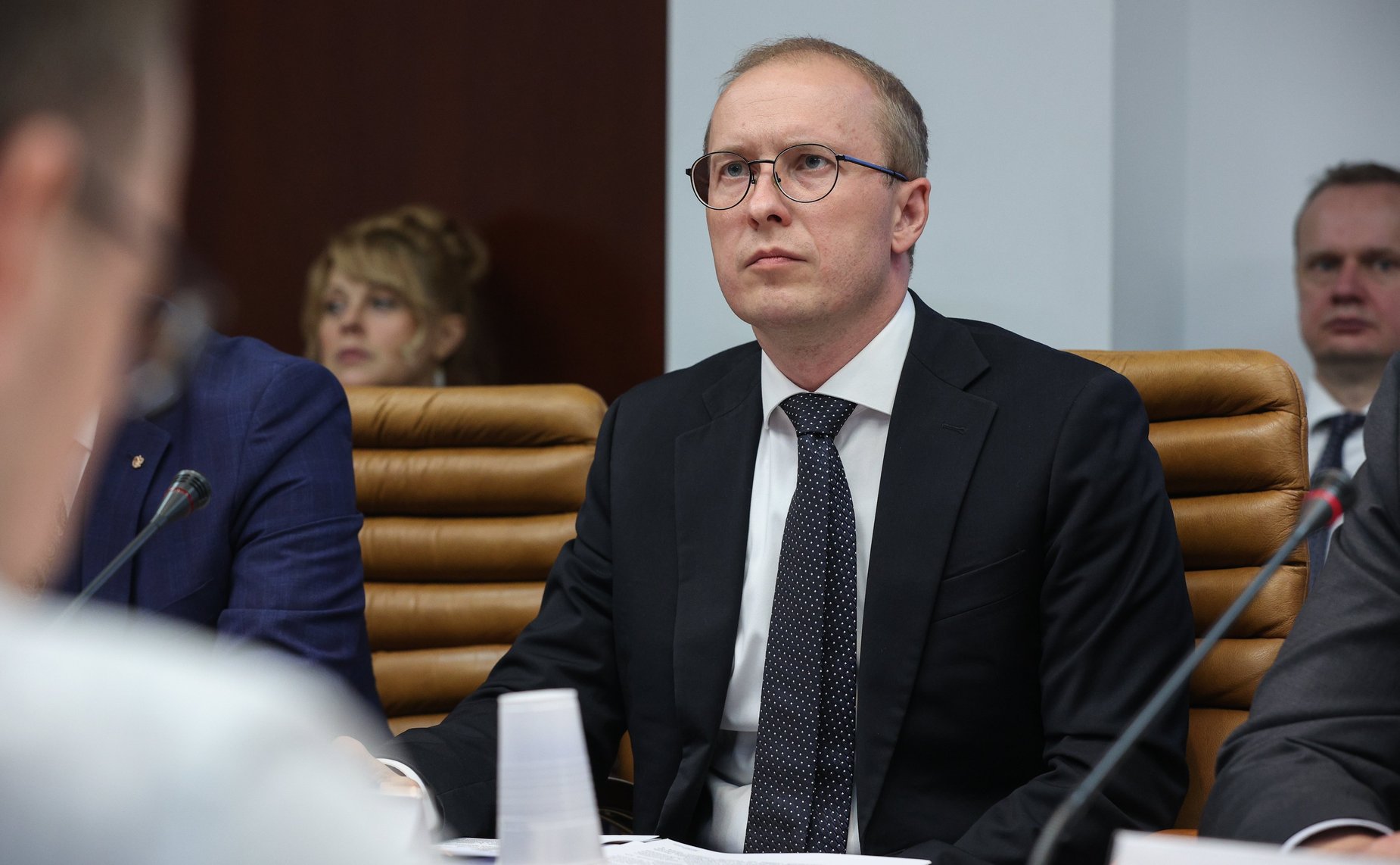 Круглый стол Комитета СФ по экономической политике совместно с Комитетом СФ по социальной политике «О мерах государственной поддержки производства медицинской техники и оборудования»