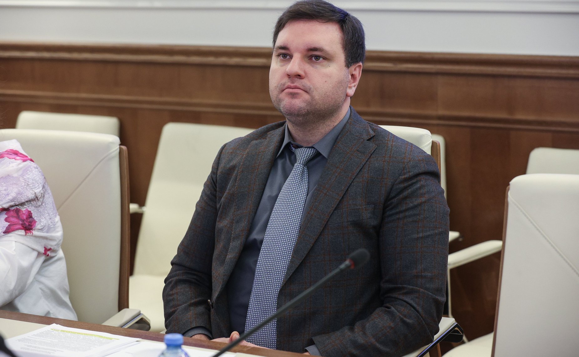 Совещание по рассмотрению обращения главы КЧР о возможности дополнения Перечня объектов капитального строительства, строительство и реконструкция которых допускаются при осуществлении рекреационной деятельности в национальных парках