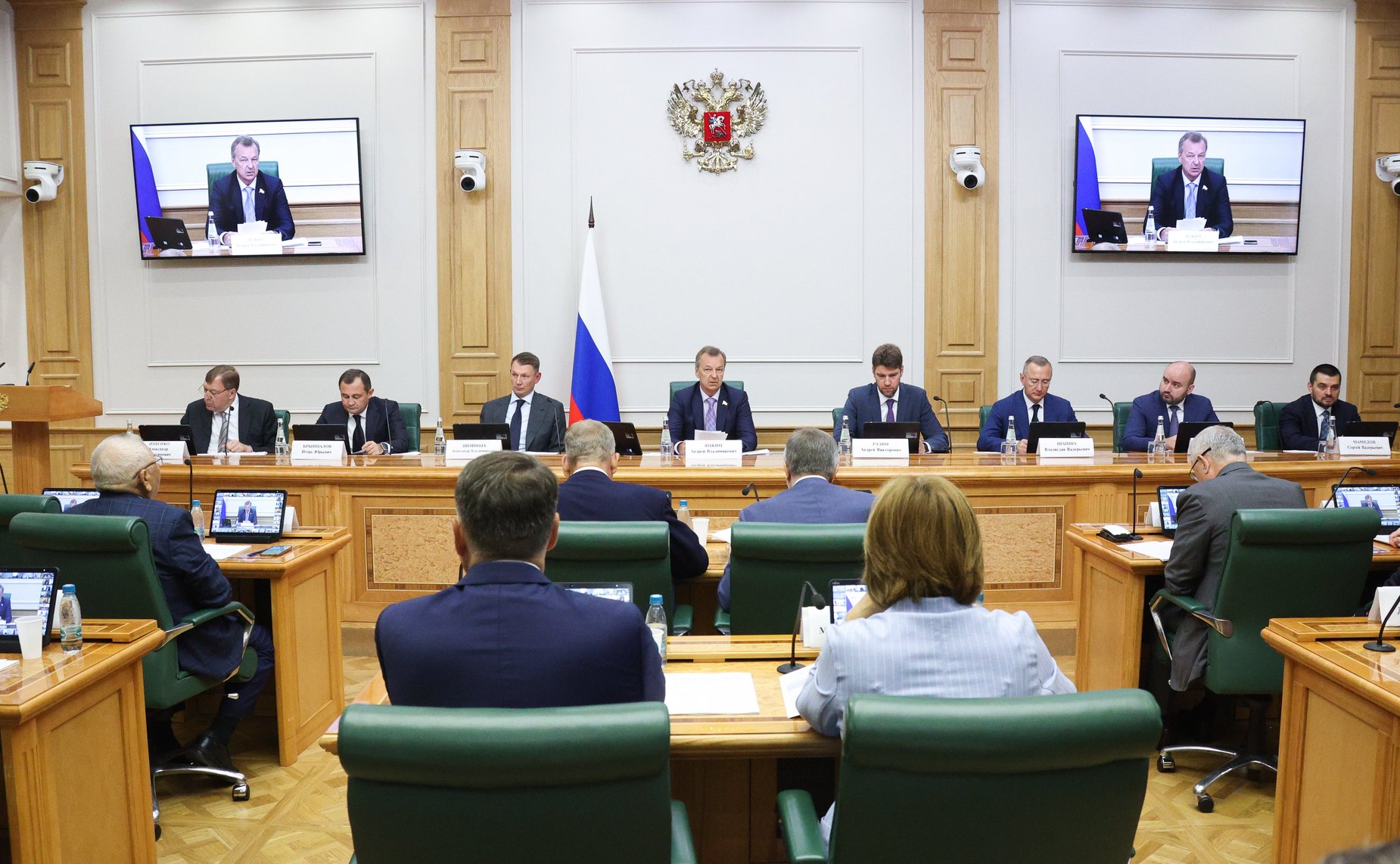 Заседание Совета по вопросам агропромышленного комплекса и природопользования при Совете Федерации на тему «Проблемы реализации новых механизмов использования и охраны земель сельскохозяйственного назначения»