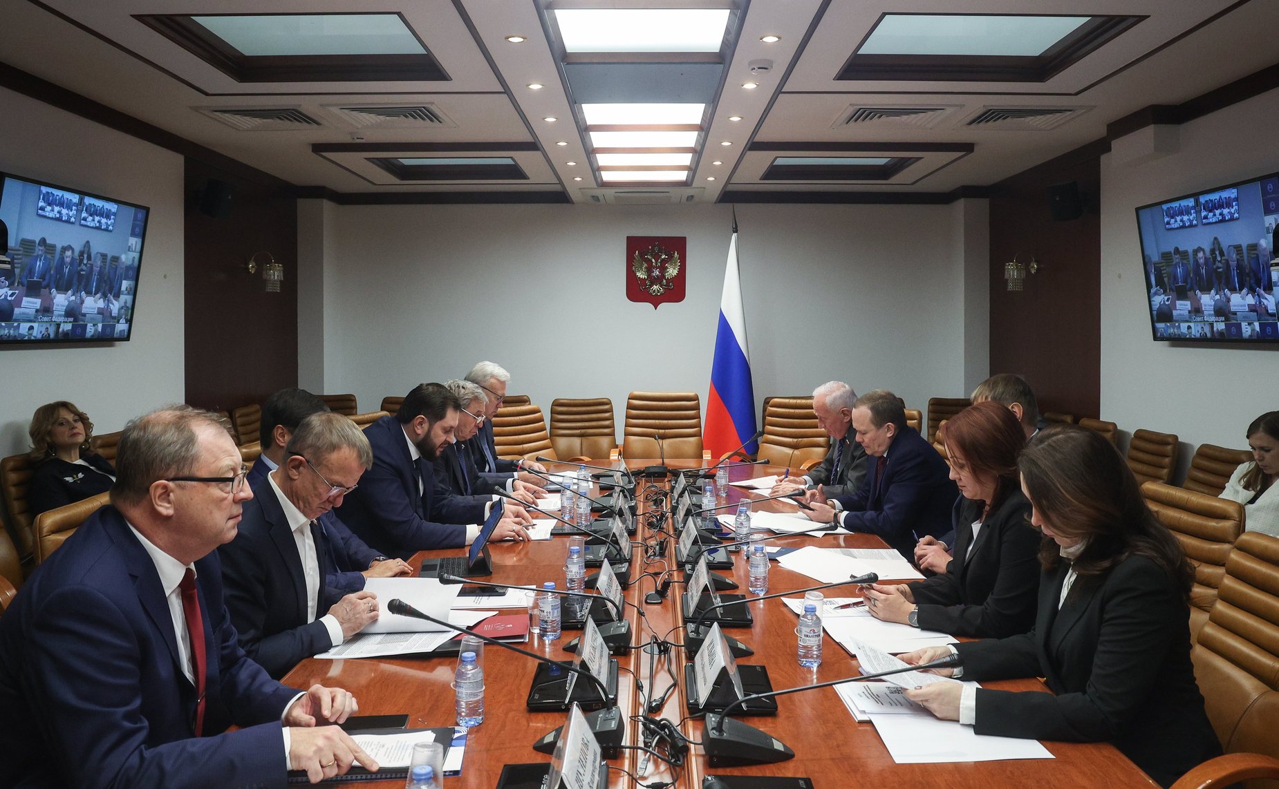 Круглый стол «Проблемы и перспективы развития транспортной инфраструктуры Сибири в современных экономических условиях»