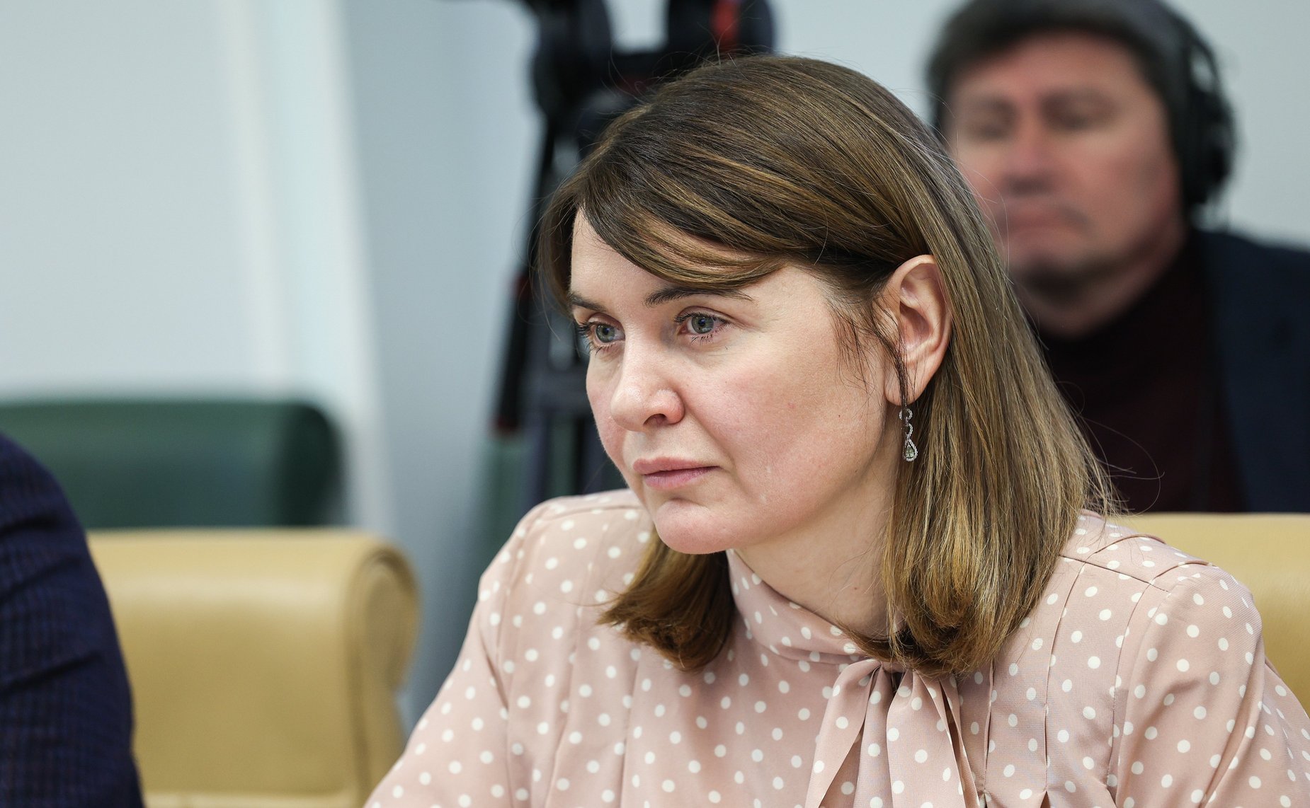 Юлий Лазуткина