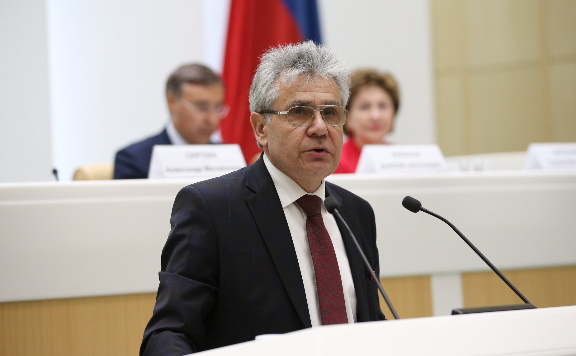 Парламентские слушания на тему «Научный кадровый потенциал страны: состояние, тенденции развития и инструменты роста»