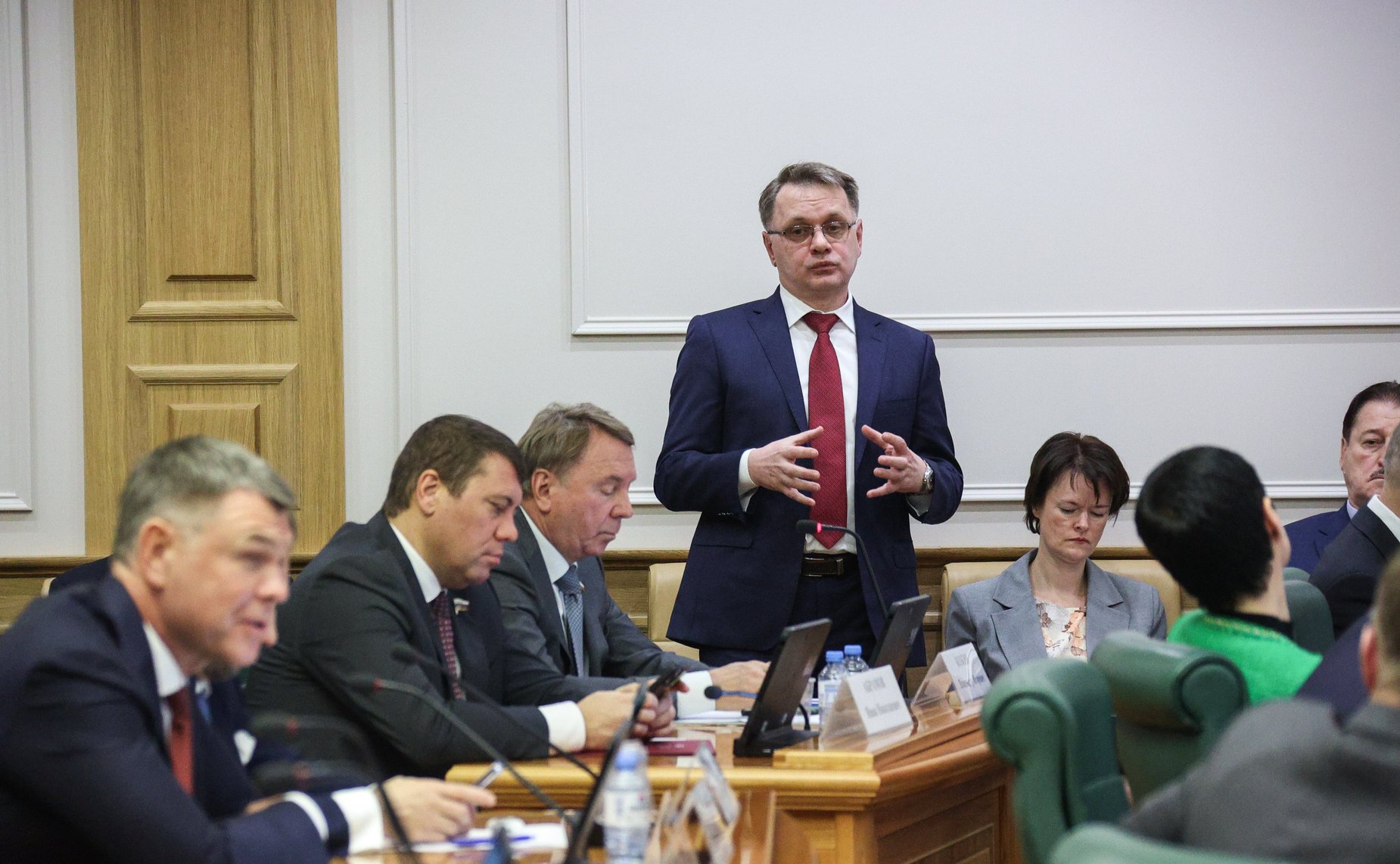 Встреча сенаторов Российской Федерации с Министром юстиции РФ Константином Чуйченко в формате «Открытого диалога»