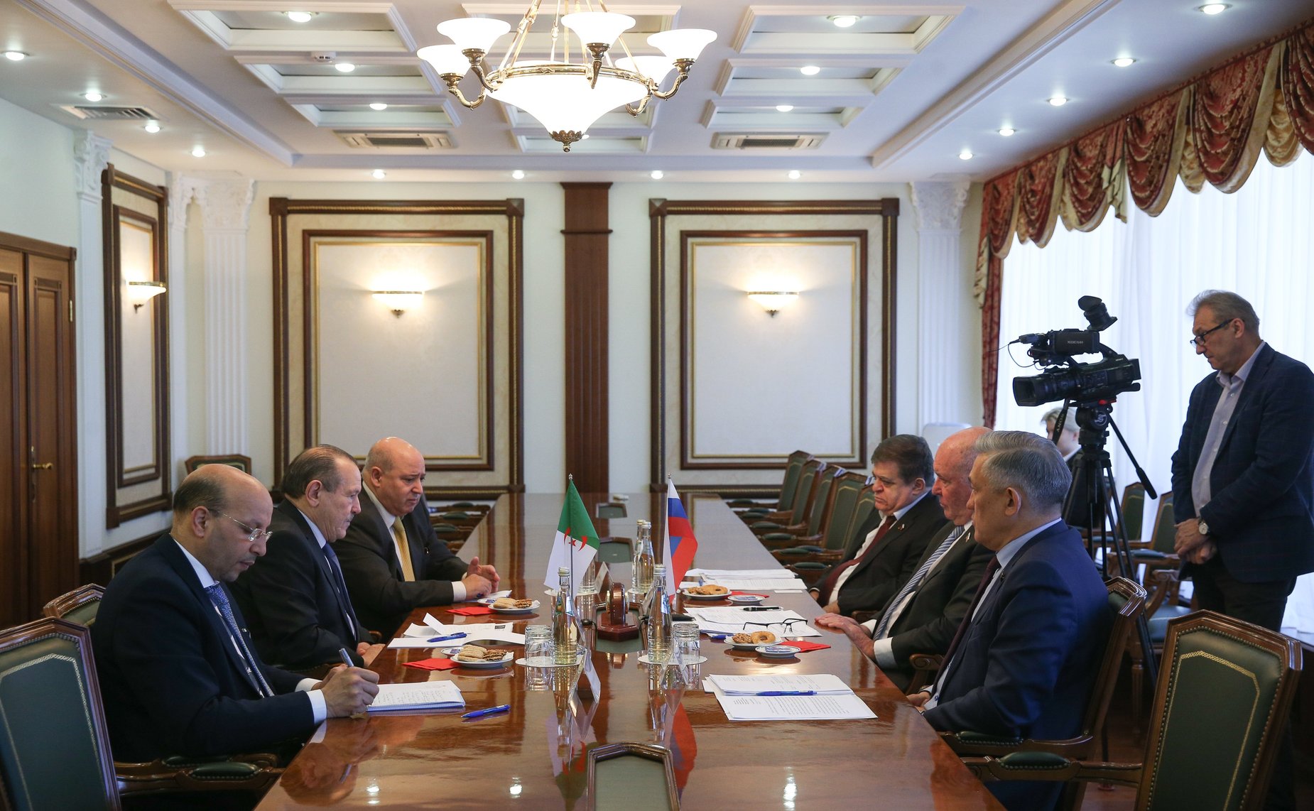 Встреча председателя Комитета СФ по международным делам Григория Карасина и Чрезвычайного и Полномочного Посла Алжирской Народной Демократической Республики Смаила Бенамары