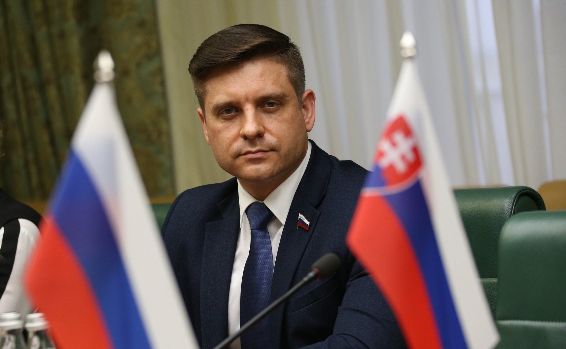 Юрий Архаров