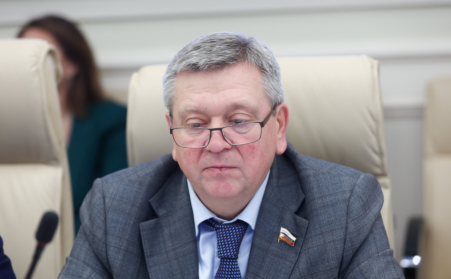 Александр Лутовинов