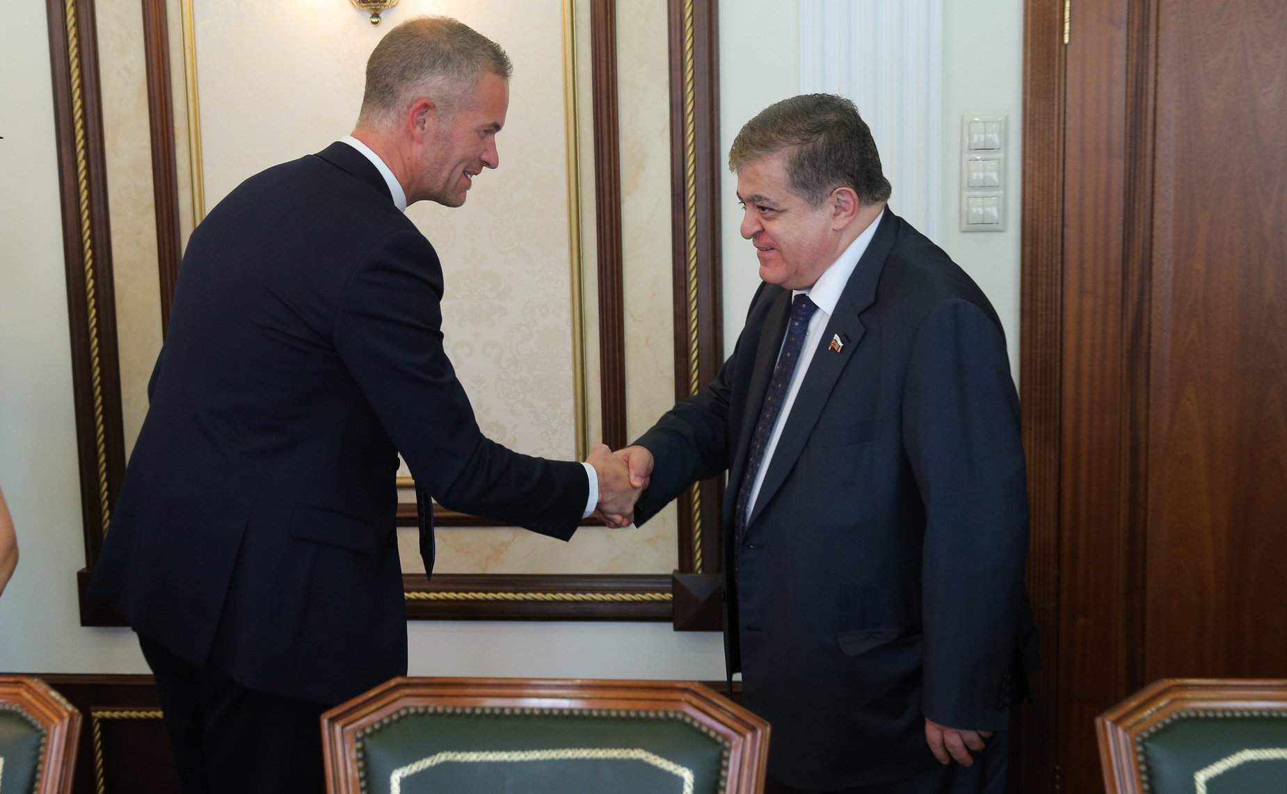 Встреча первого заместителя председателя Комитета СФ по международным делам Владимира Джабарова с председателем правления общественной организации «Народная дипломатия — Норвегия» Х. Вебером