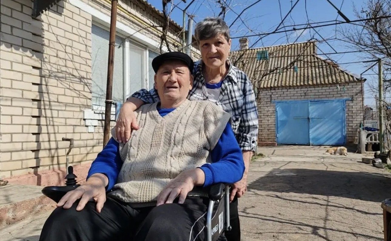 Игорь Кастюкевич обеспечил инвалидной коляской жителя пгт. Чаплынка