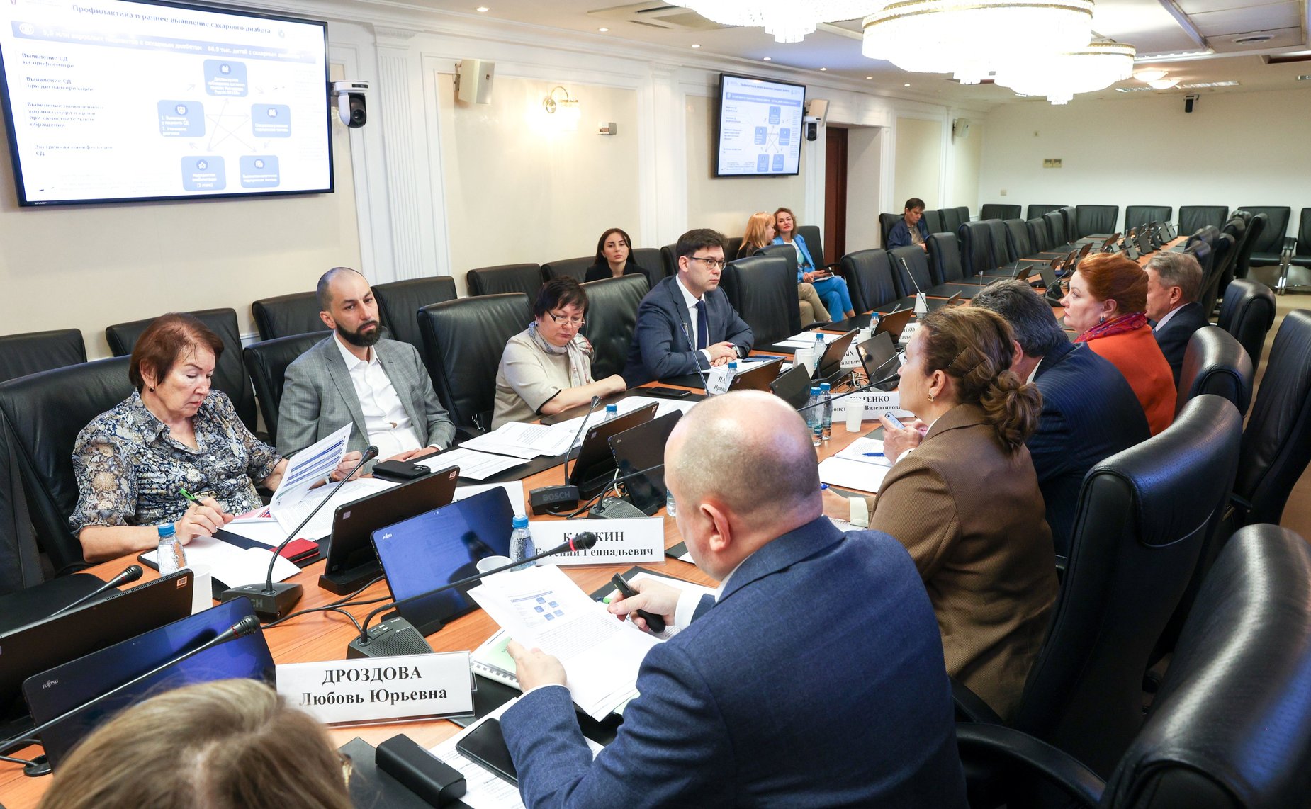 Круглый стол Комитета Совета Федерации по социальной политике