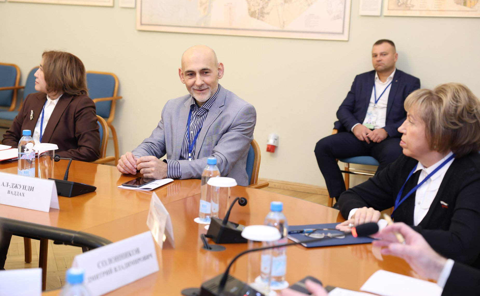 Сенаторы приняли участие в круглом столе на тему «Образовательные мосты: университеты и языковые центры как важный фактор продвижения русского языка за рубежом»