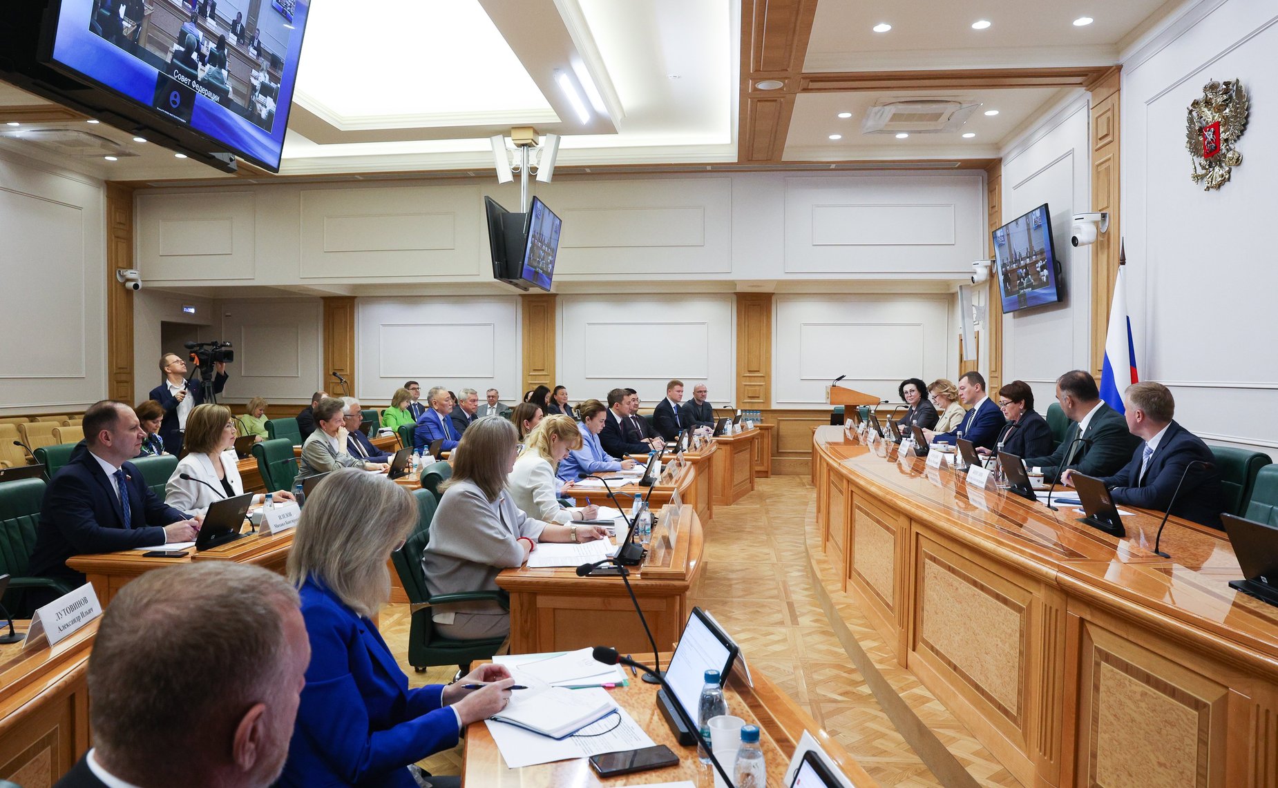 Расширенное заседание Комитета СФ по социальной политике с участием Министра спорта РФ по вопросу «О ходе подготовки «правительственного часа» по вопросу «О реализации госполитики в сфере физкультуры и спорта для достижения нац. целей развития РФ»