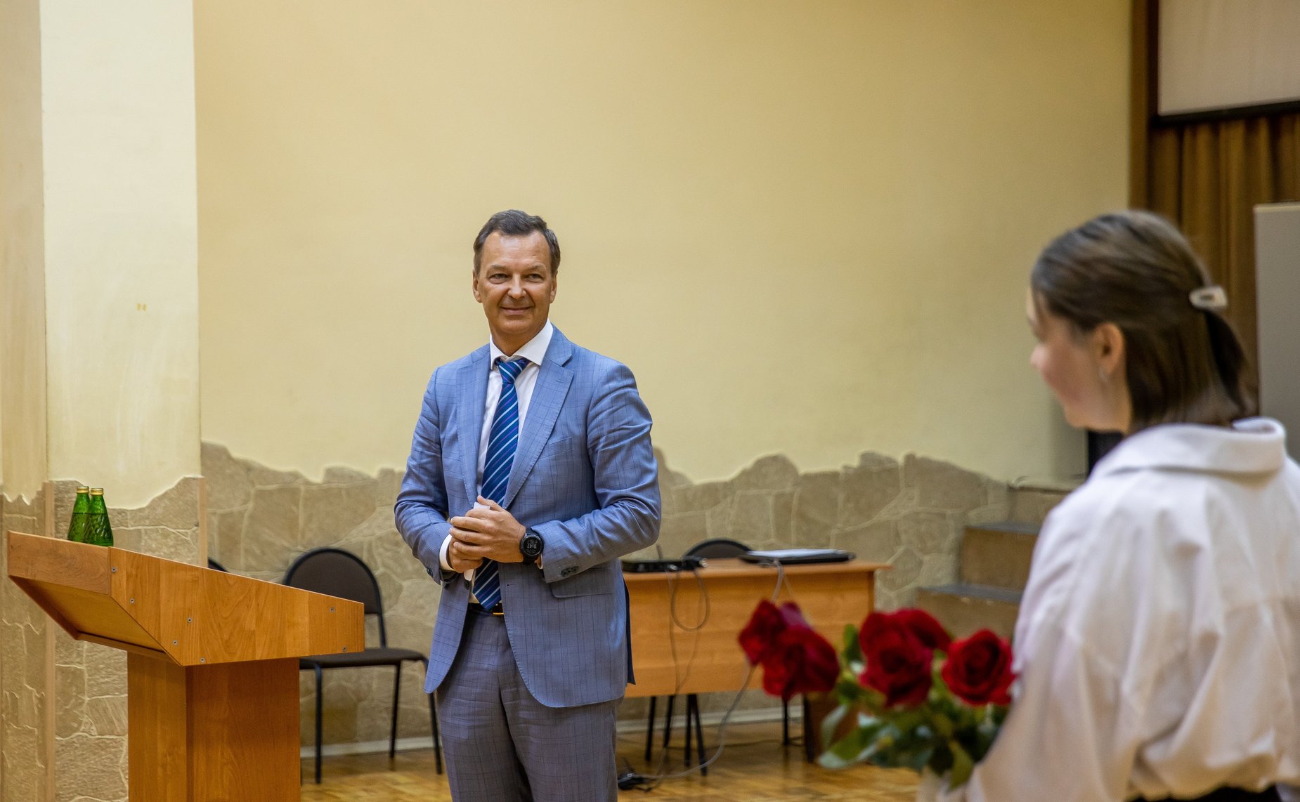 В День знаний Андрей Яцкин посетил среднюю общеобразовательную школу № 37