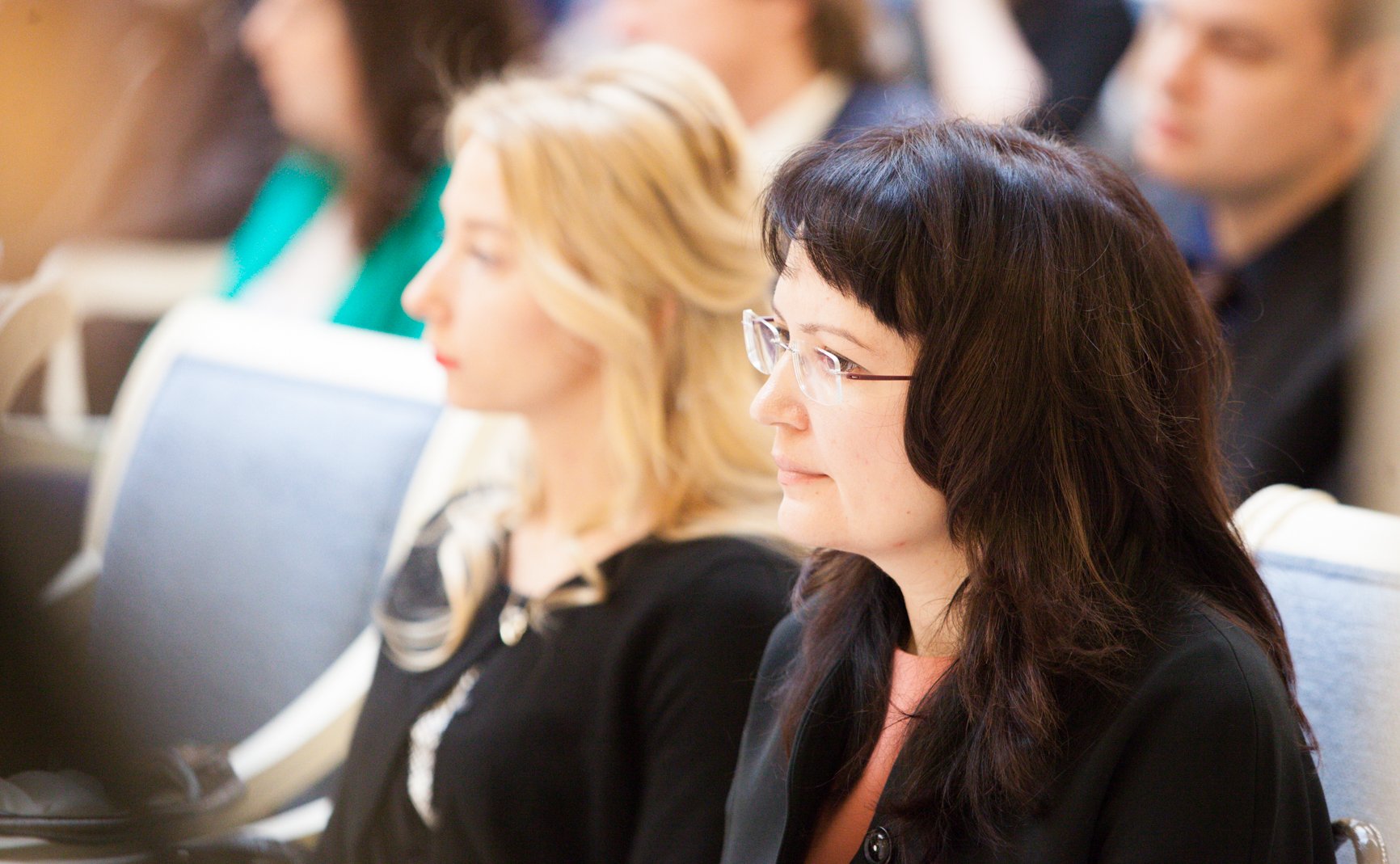 Церемония передачи наград родственникам погибших журналистов