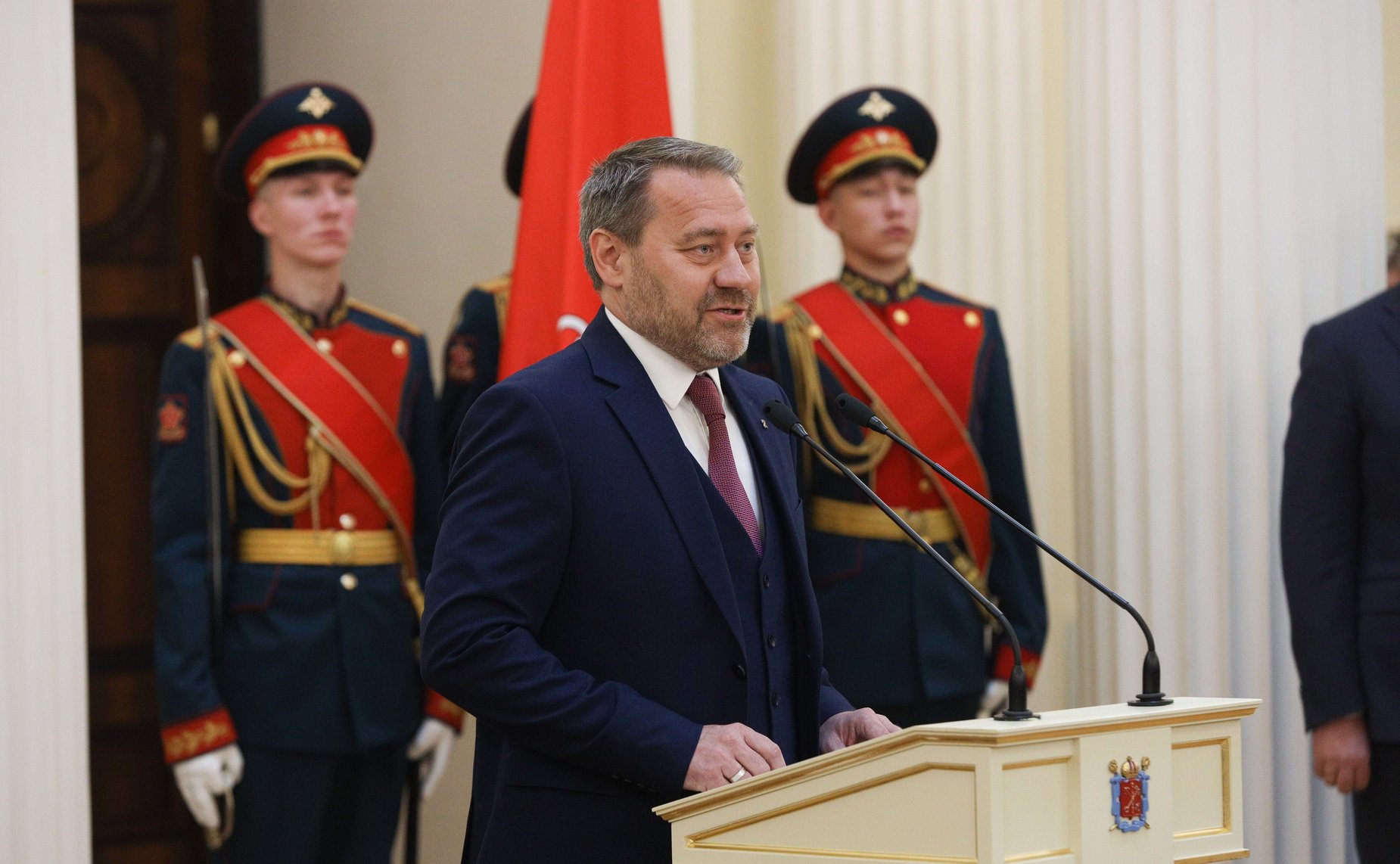 Торжественная церемония вручения знаков отличия лицам, удостоенным звания «Почетный гражданин Санкт-Петербурга» в Законодательном Собрании города