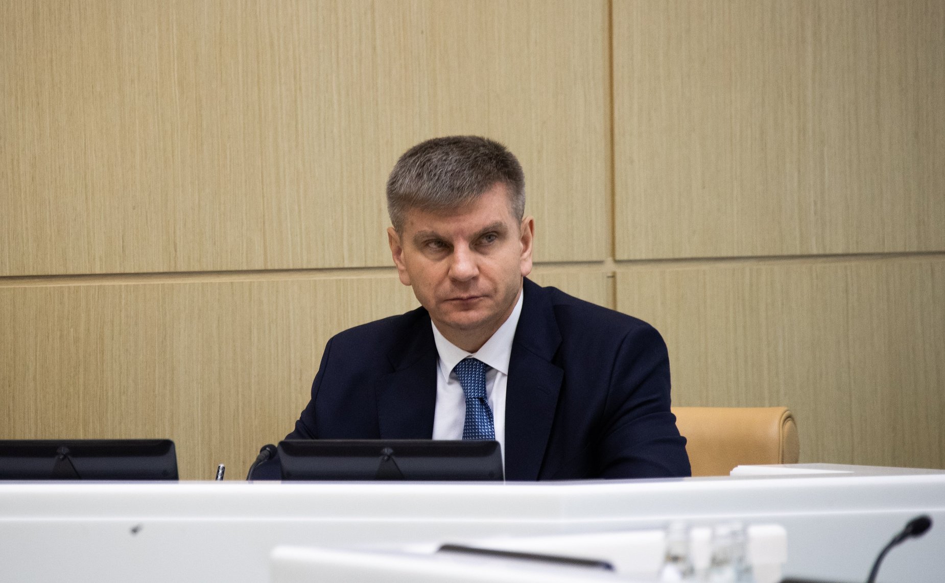 Геннадий Голов