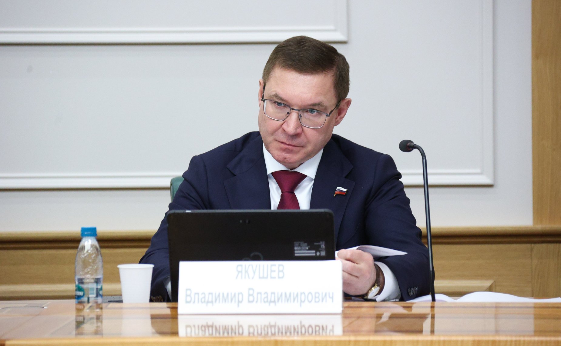 Владимир Якушев