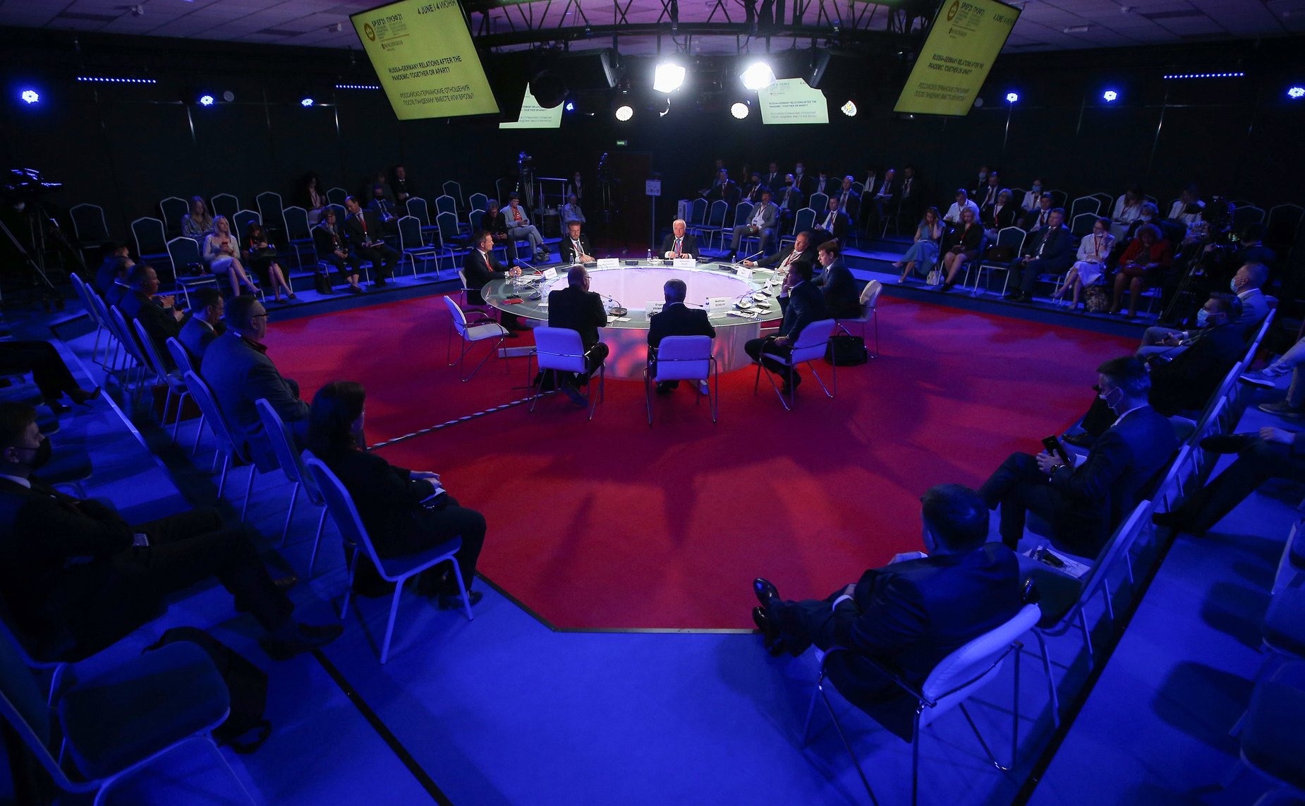 Заместитель Председателя СФ Константин Косачев принял участие в заседании сессии «Российско-германские отношения после пандемии: вместе или врозь?»