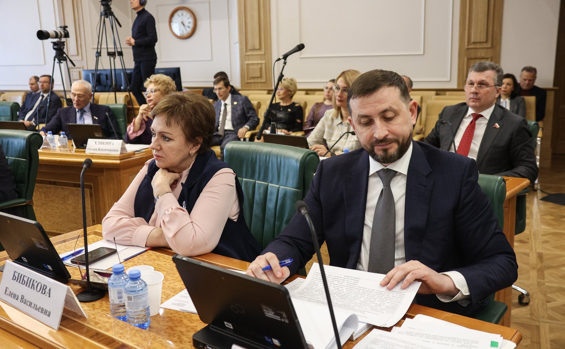 Встреча сенаторов Российской Федерации с генеральным директором — председателем правления ОАО «РЖД» Олегом Белозеровым в формате «Открытого диалога»