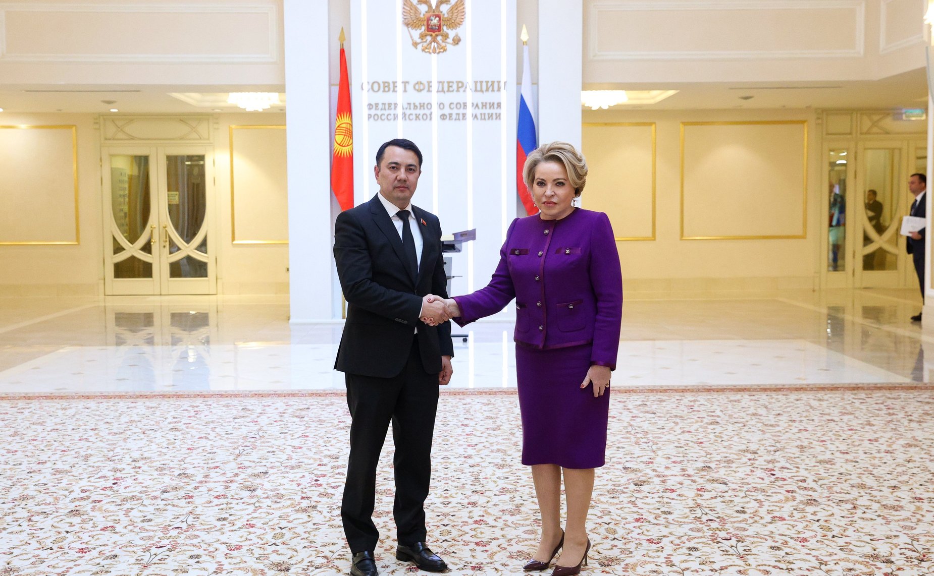 Валентина Матвиенко провела встречу с Председателем Жогорку Кенеша Киргизской Республики Марленом Маматалиевым