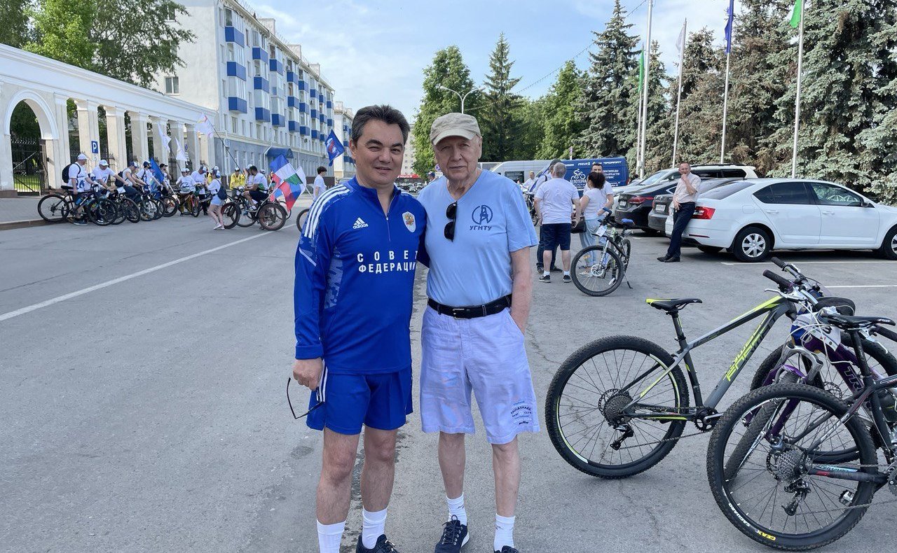 Ирек Ялалов принял участие в ежегодном велопараде «День тысячи велосипедистов» в городе Уфа