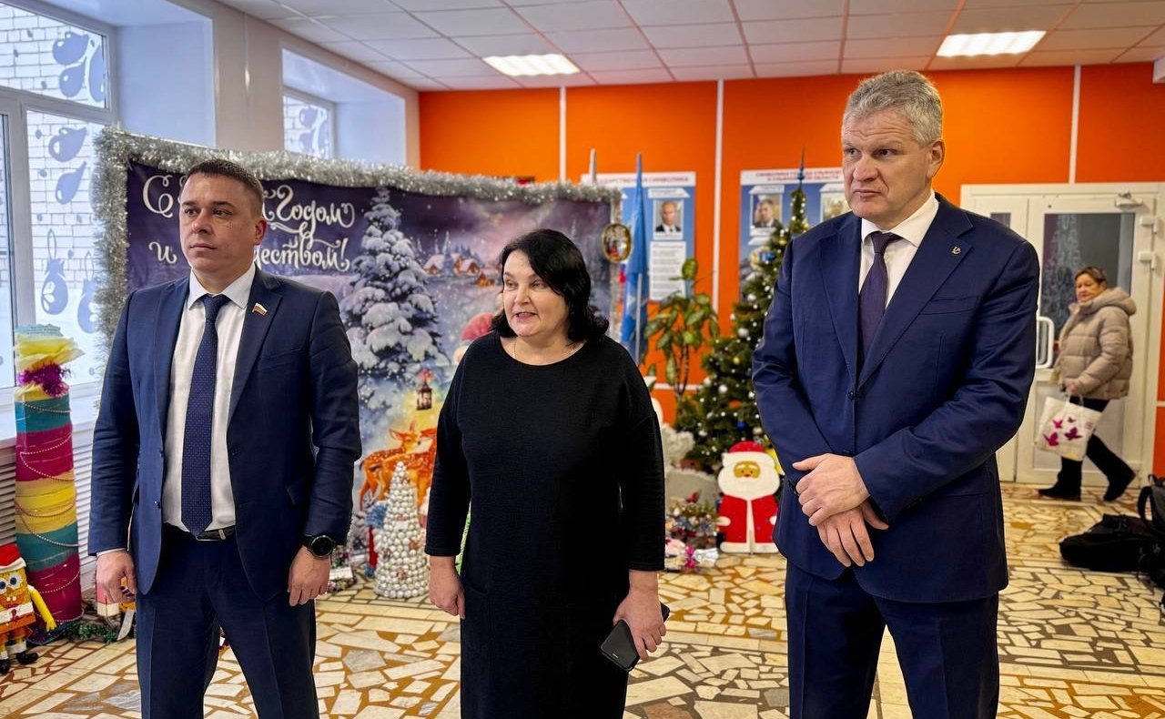 Айрат Гибатдинов поздравил воспитанников ульяновских интернатов с наступающими праздниками