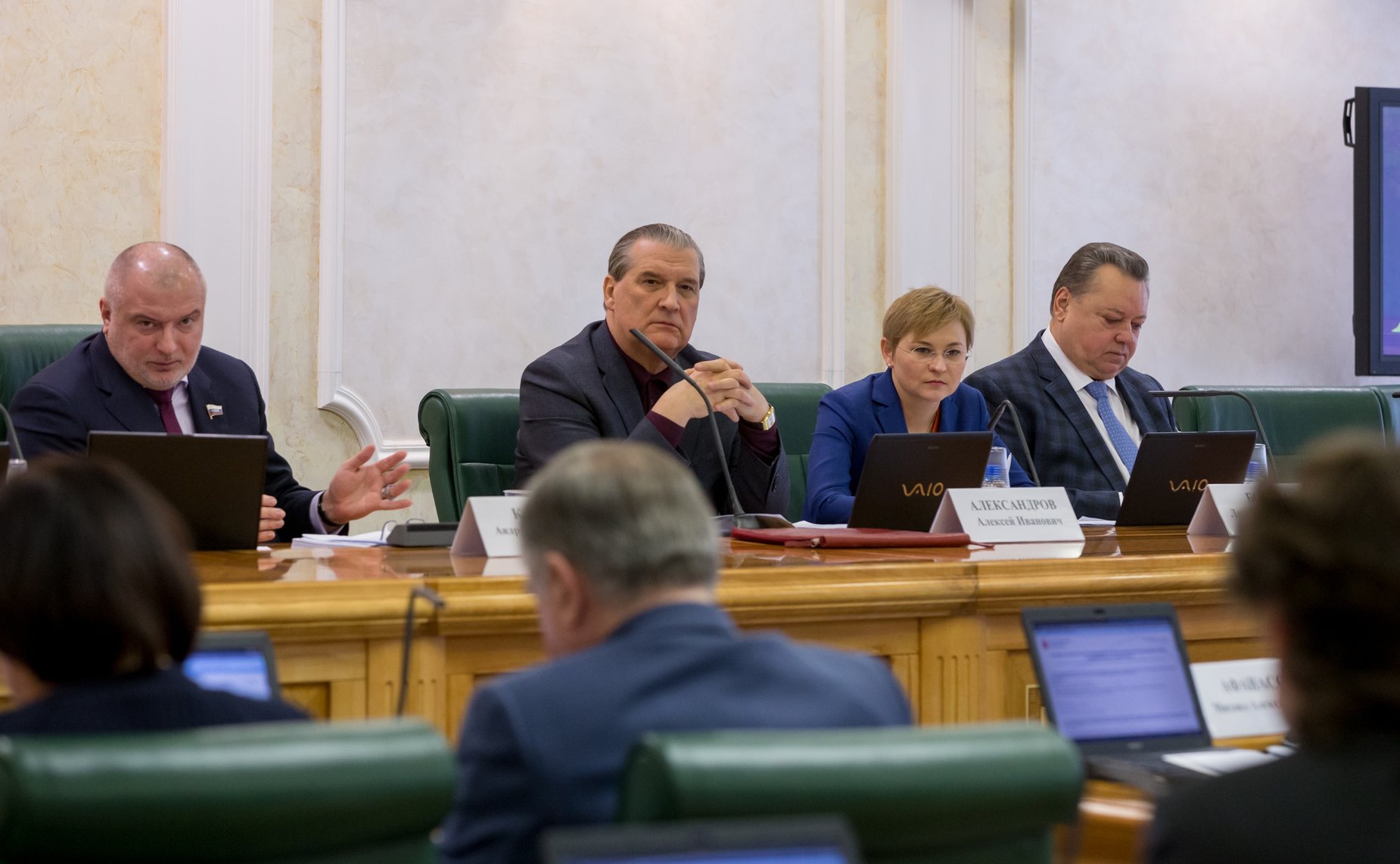 Заседание Комитета СФ по конституционному законодательству и государственному строительству