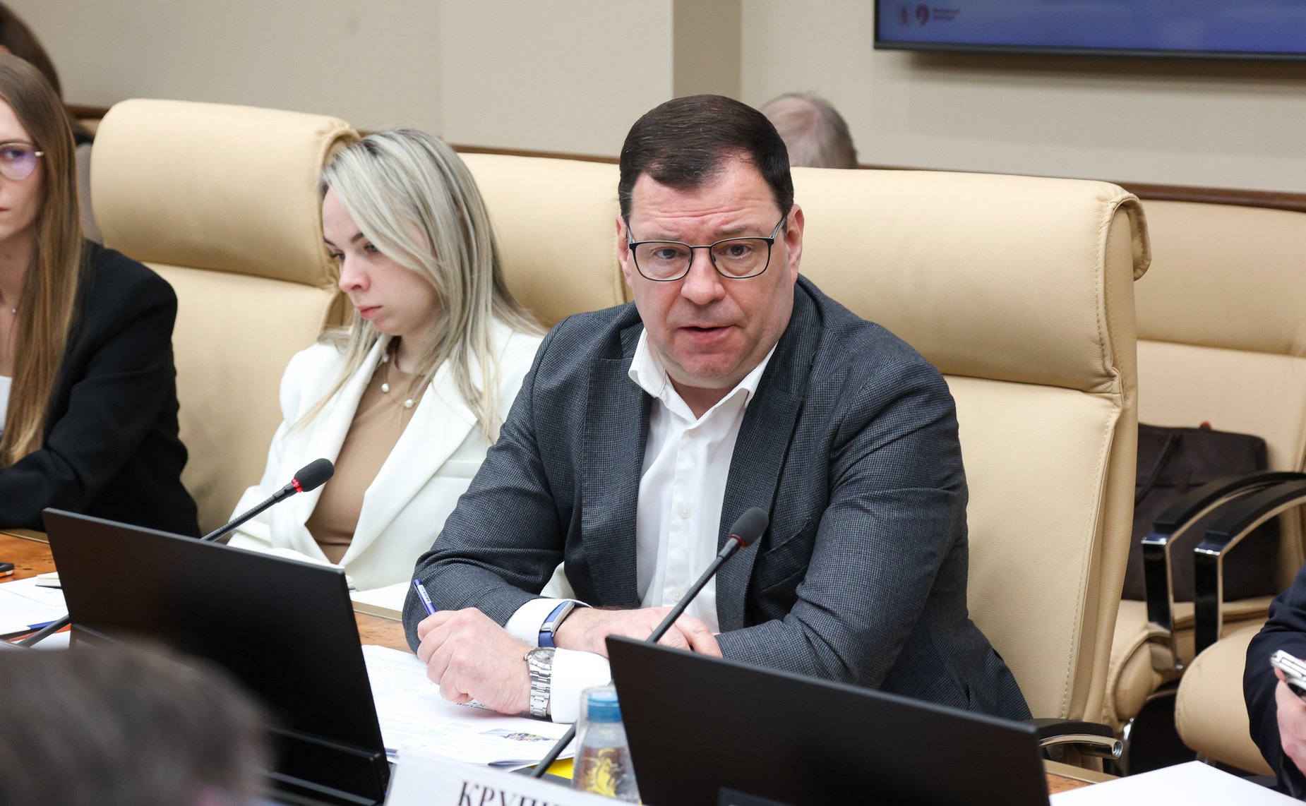 Круглый стол на тему «Совершенствование правового статуса средств индивидуальной мобильности и обеспечение безопасности дорожного движения»