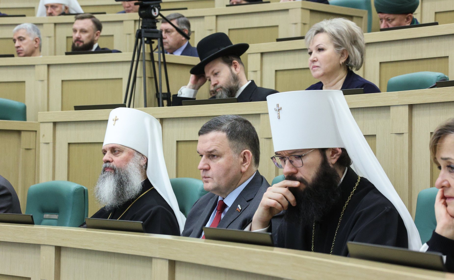 Пленарное заседание ХII Рождественских парламентских встреч