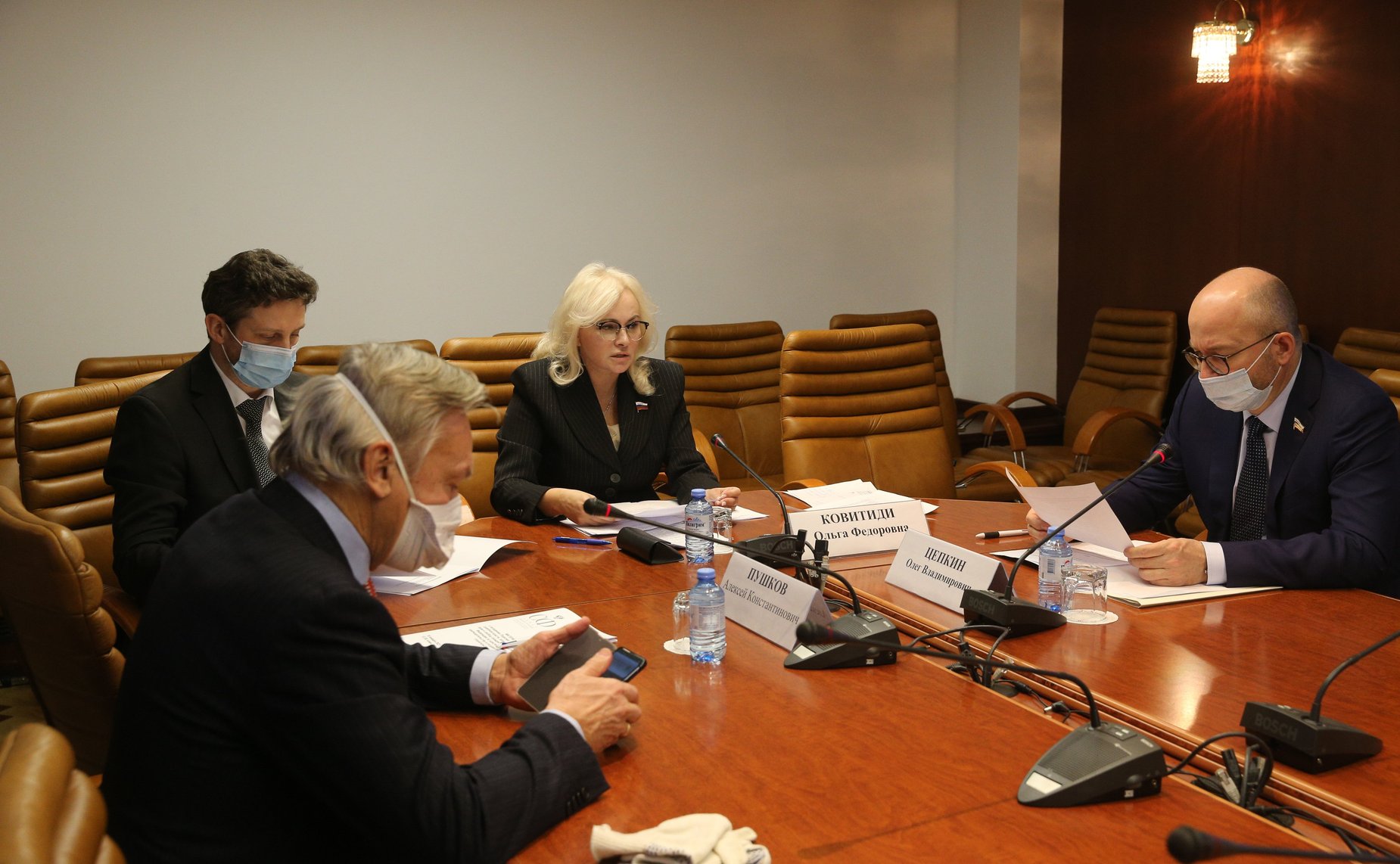 Заседание подкомитета по вопросам судебной власти, прокуратуры, защиты прав и свобод граждан Комитета СФ по конституционному законодательству и государственному строительству