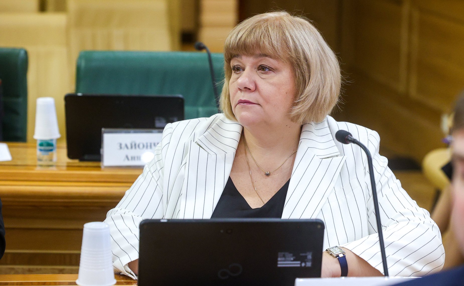 Встреча председателя Комитета СФ по науке, образованию и культуре Лилии Гумеровой с участниками окружных семейно-демографических конференций