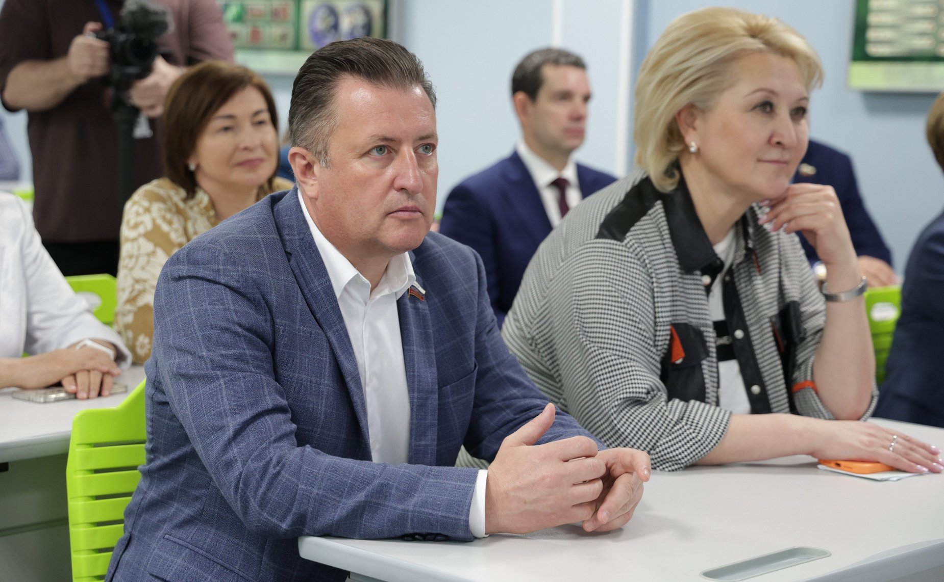 Выездное заседание Комитета Совета Федерации по науке, образованию и культуре «Развитие системы непрерывного образования для обеспечения технологического лидерства региона ( на примере Вологодской области)». Посещение школы №29