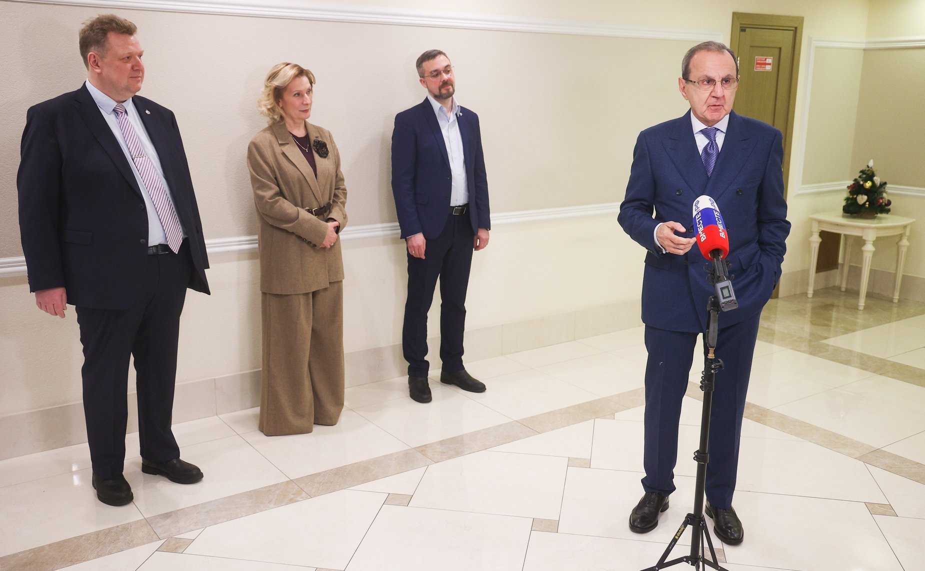 Открытие выставки члена-корреспондента Российской академии художеств Сергея Борисова «Край ты мой родной»