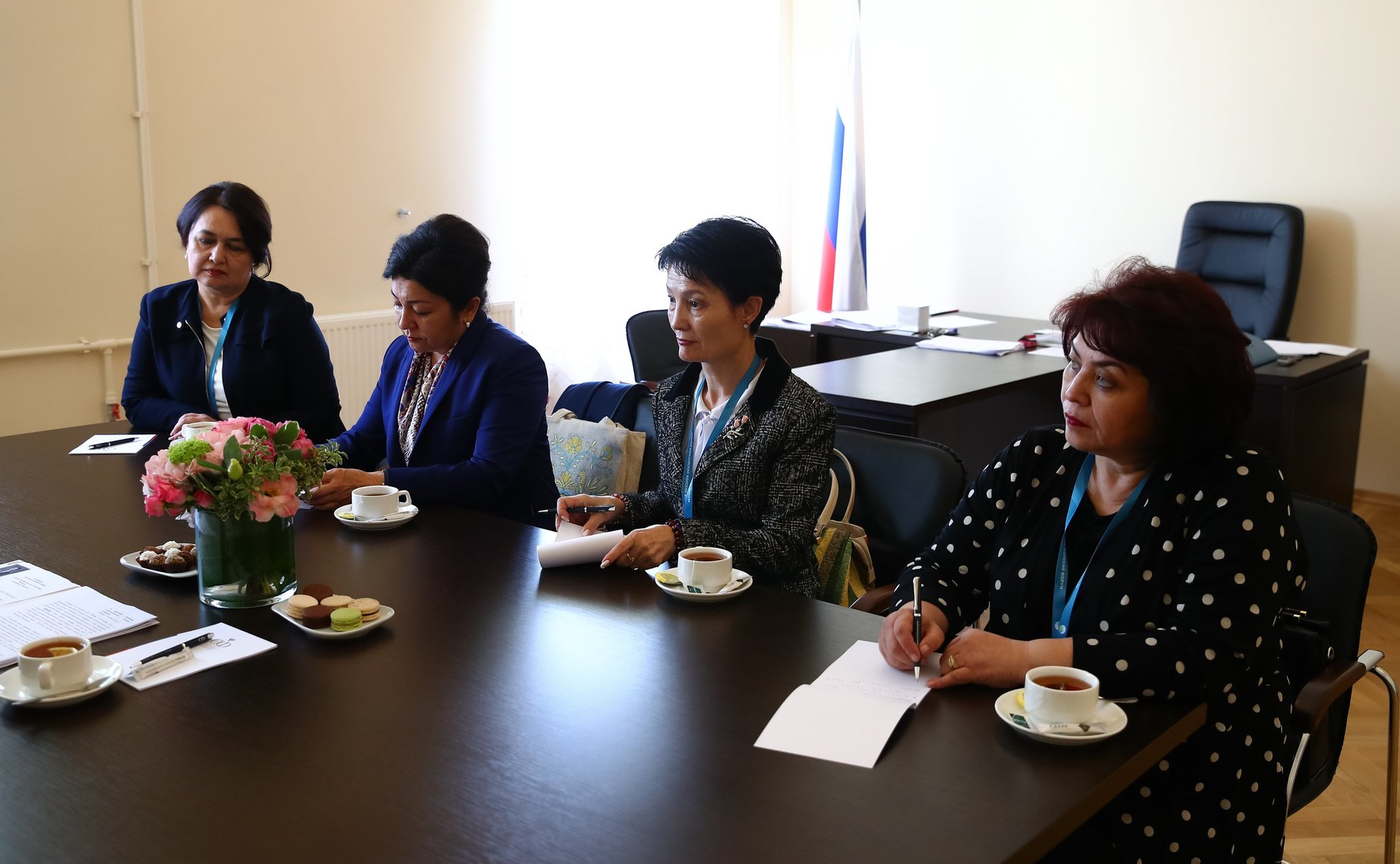 Встреча заместителя Председателя СФ И.Умаханова с заместителем Председателя Сената Оли Мажилиса Республики Узбекистан С.Артыковой