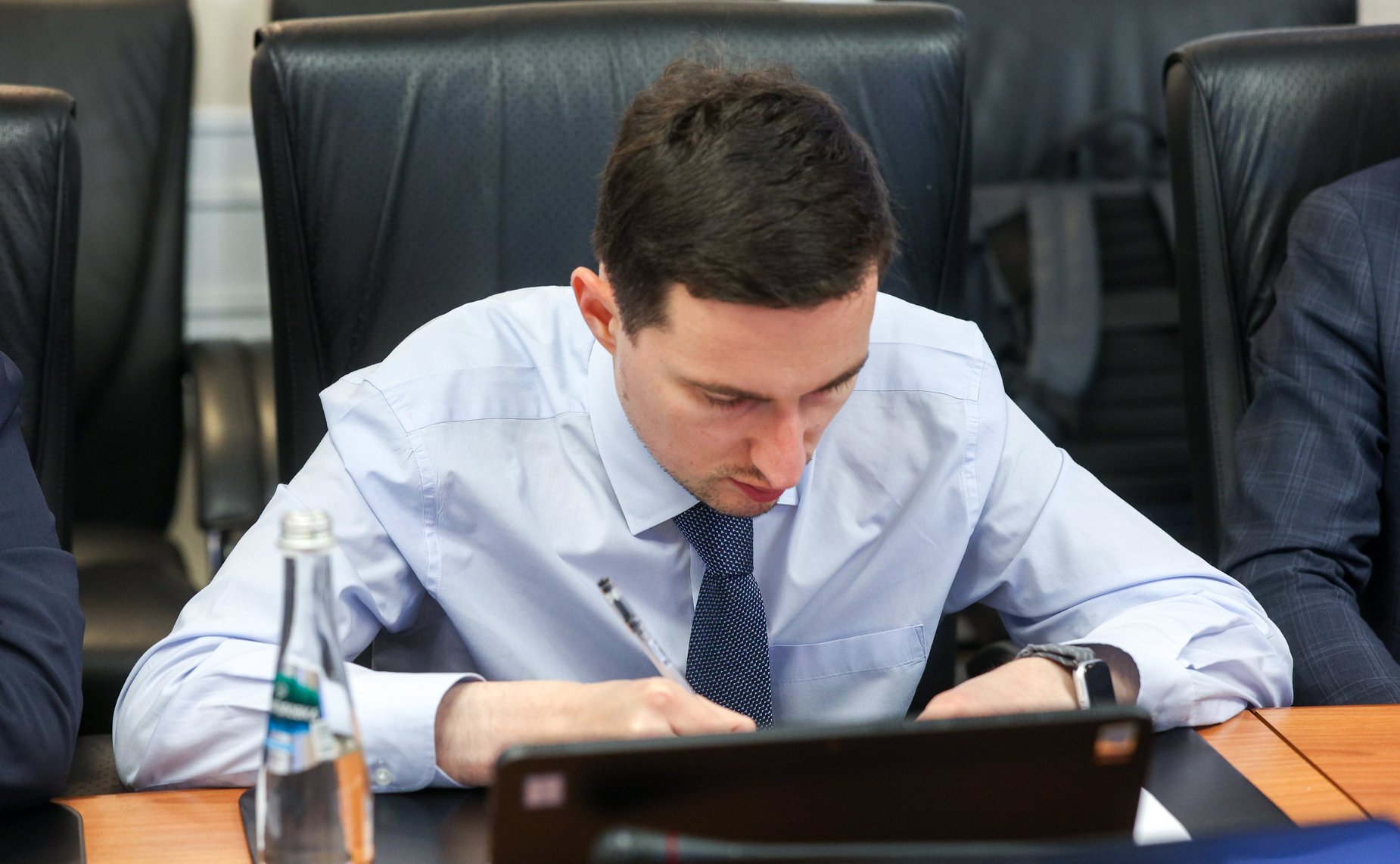 Расширенное совещание по итогам проведения хаджа 2025 года