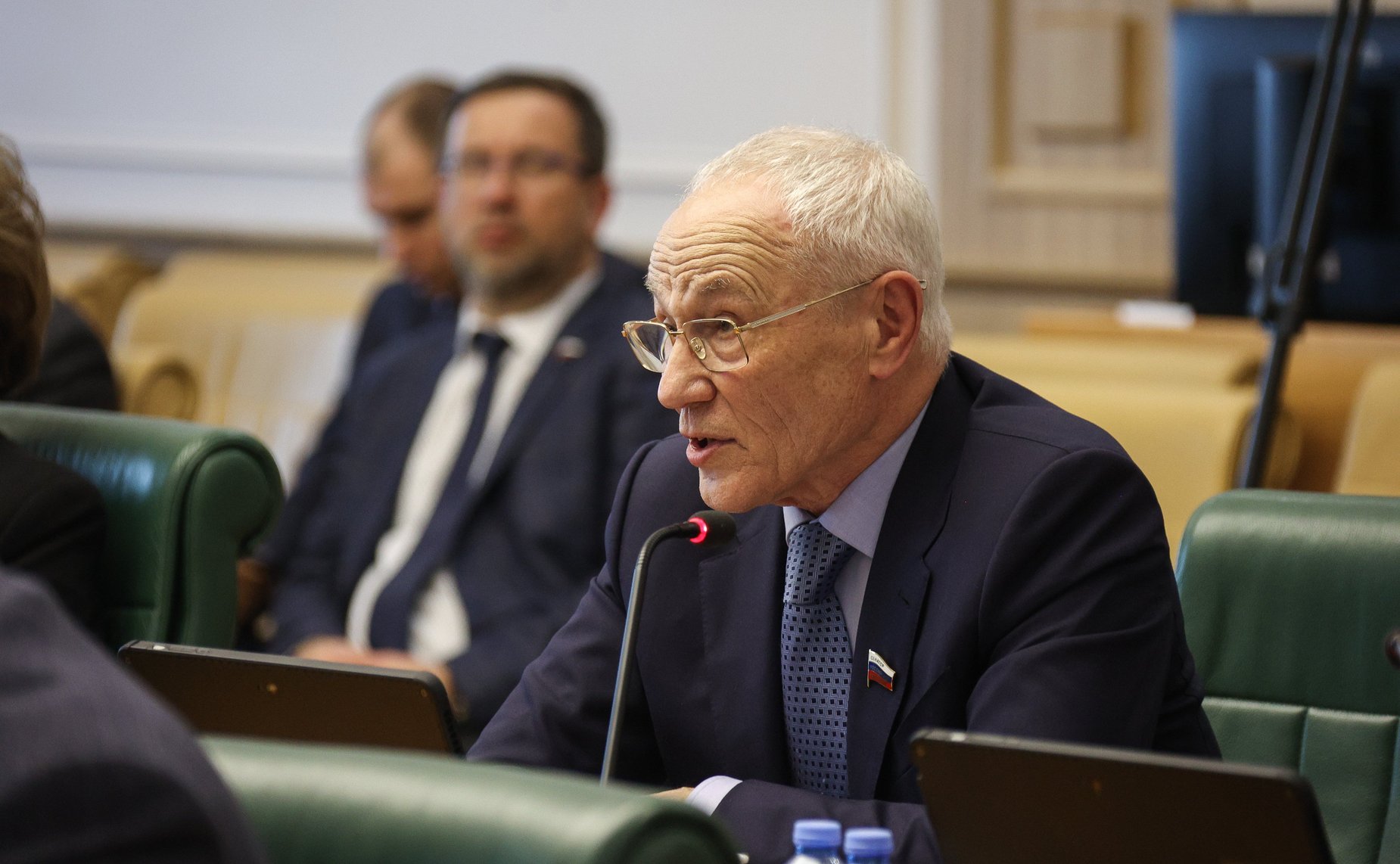 Встреча сенаторов Российской Федерации с генеральным директором — председателем правления ОАО «РЖД» Олегом Белозеровым в формате «Открытого диалога»