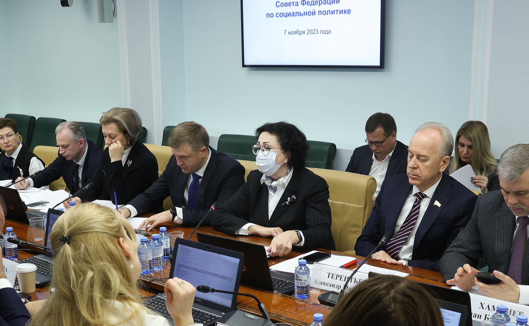 Расширенное заседание Комитета СФ по социальной политике
