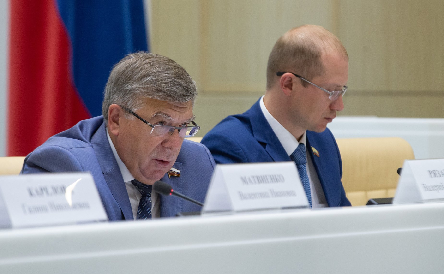 В. Рязанский и Н. Бурматов