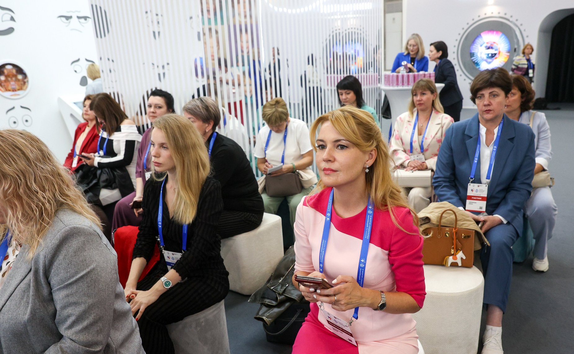 Диалог /встреча с блогерами «Демография и медиа: формируем будущее вместе». VI Форум социальных инноваций регионов