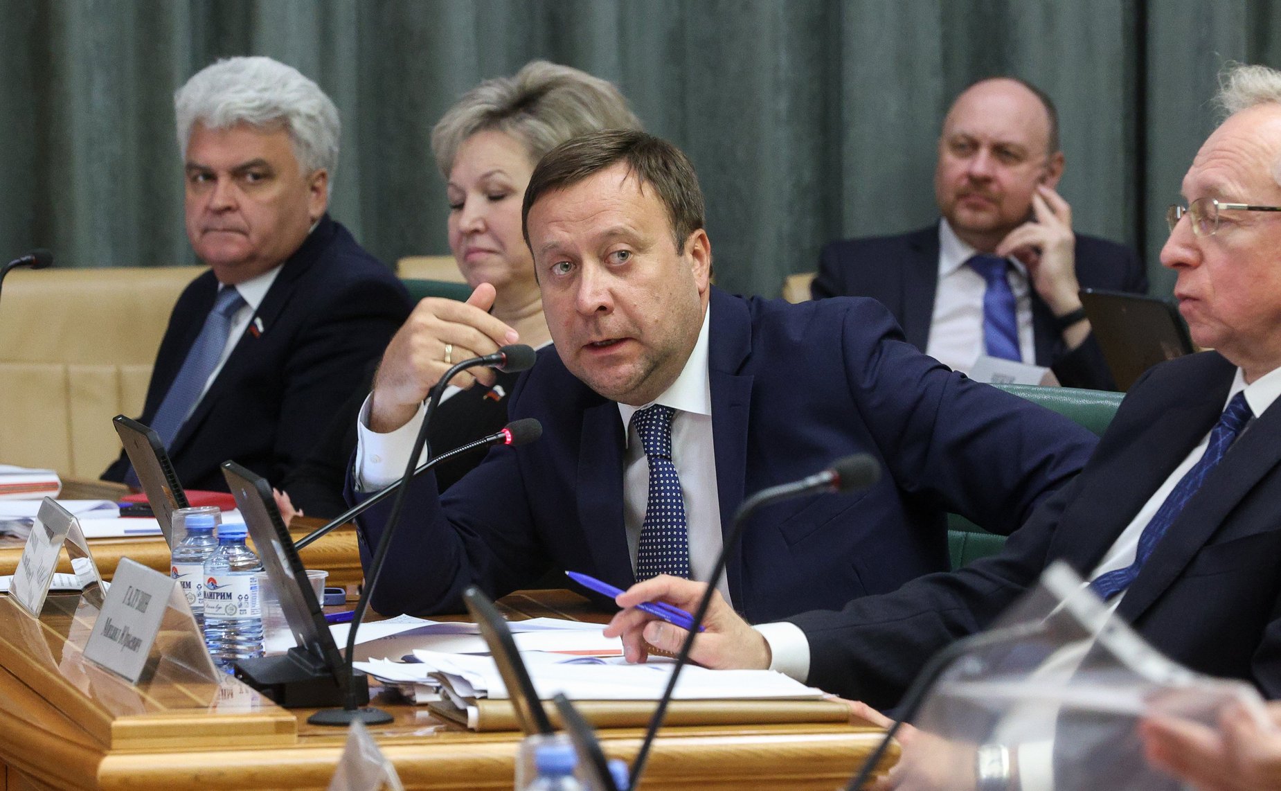 Парламентские слушания на тему «Государственная политика в сфере сохранения, защиты и развития русского языка: состояние, проблемы и пути решения»