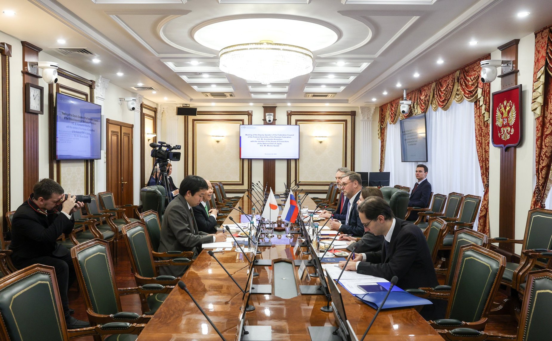 Встреча заместителя Председателя СФ Константина Косачева с депутатом Палаты советников Парламента Японии Мунэо Судзуки